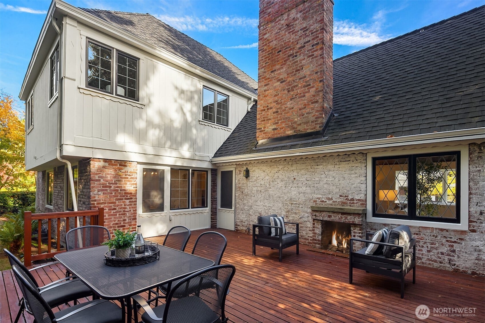 3938 NE Belvoir Place, Seattle, WA 98105 3938 NE Belvoir Place, Seattle, WA 98105