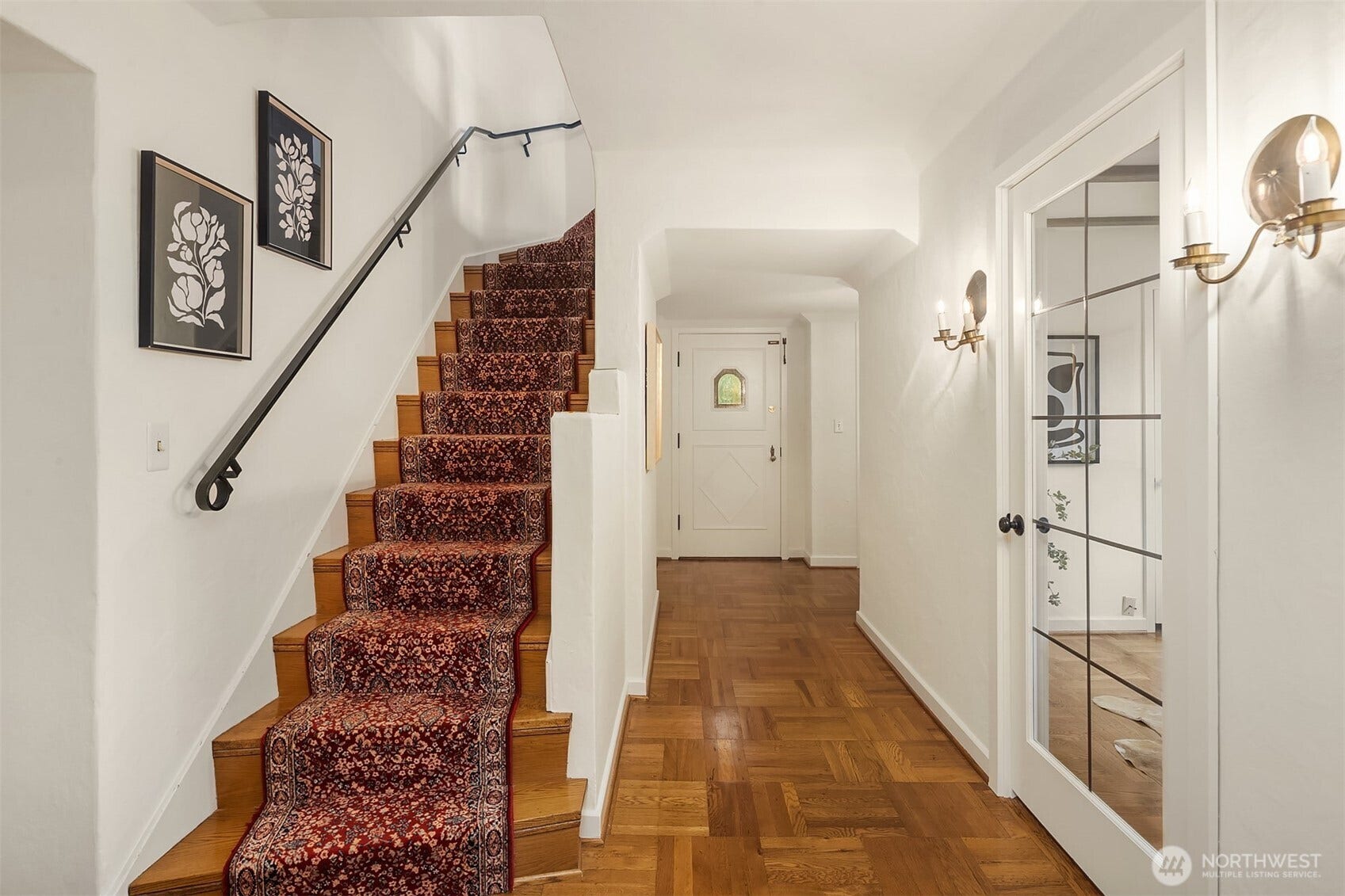 3938 NE Belvoir Place, Seattle, WA 98105 3938 NE Belvoir Place, Seattle, WA 98105