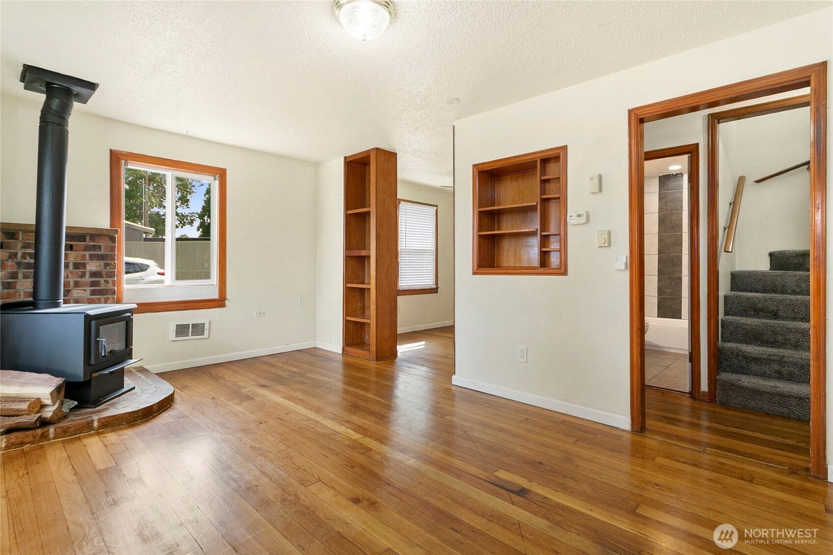 5434 McDacer Avenue, Tacoma, WA 98404 5434 McDacer Avenue, Tacoma, WA 98404