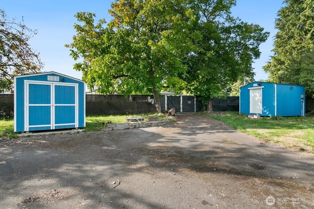 5434 McDacer Avenue, Tacoma, WA 98404 5434 McDacer Avenue, Tacoma, WA 98404