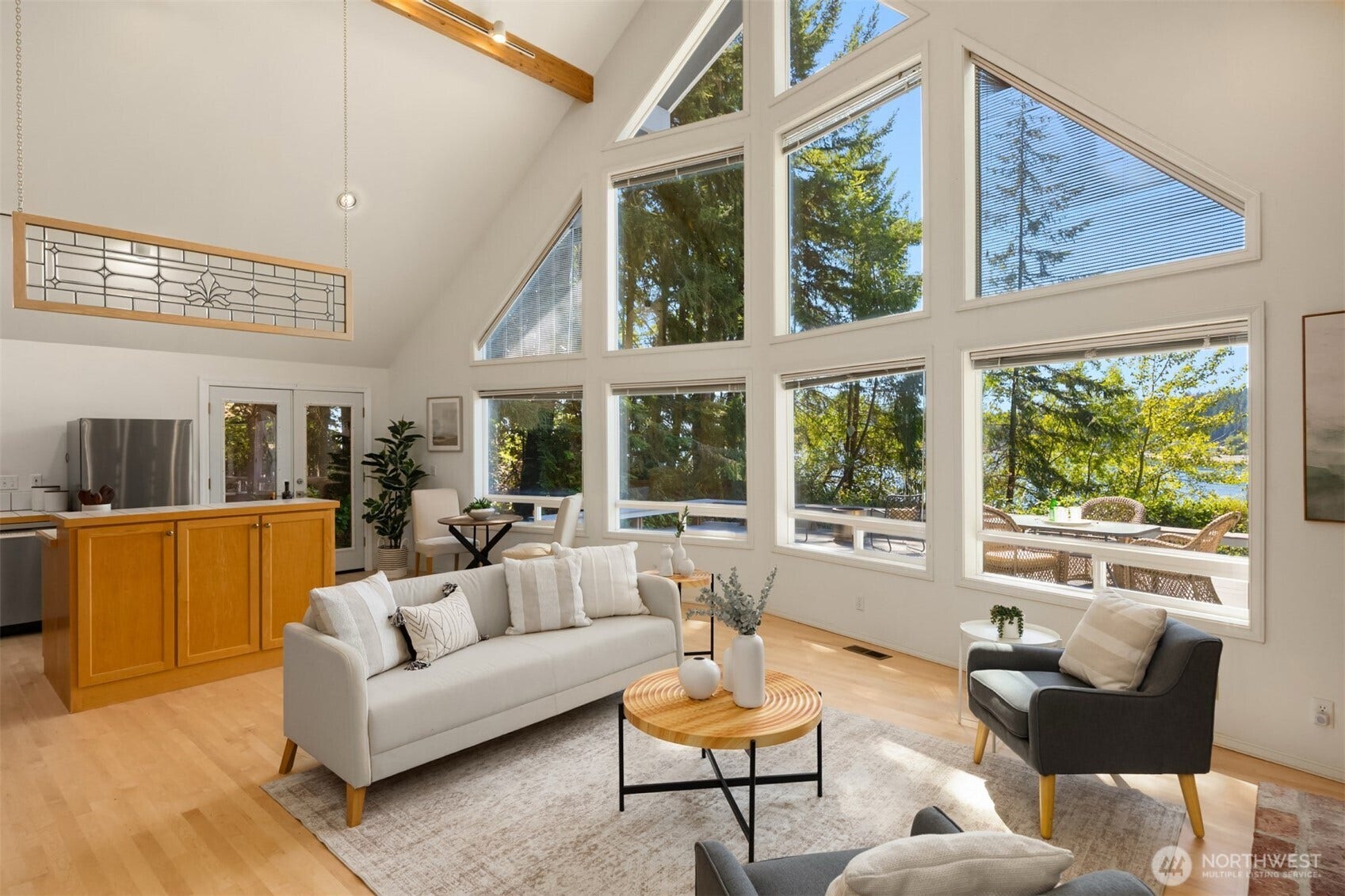 16273 Reitan Road NE, Bainbridge Island, WA 98110 16273 Reitan Road NE, Bainbridge Island, WA 98110