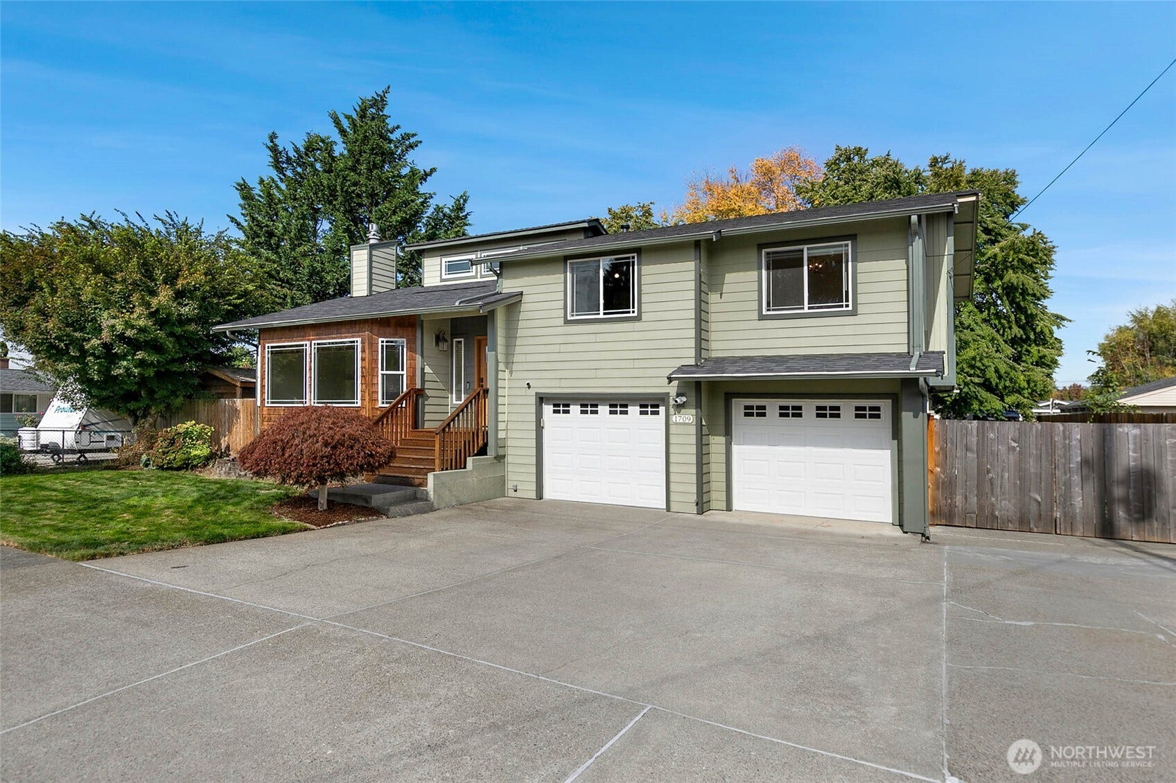 1709 2nd Street NE, Auburn, WA 98002 1709 2nd Street NE, Auburn, WA 98002