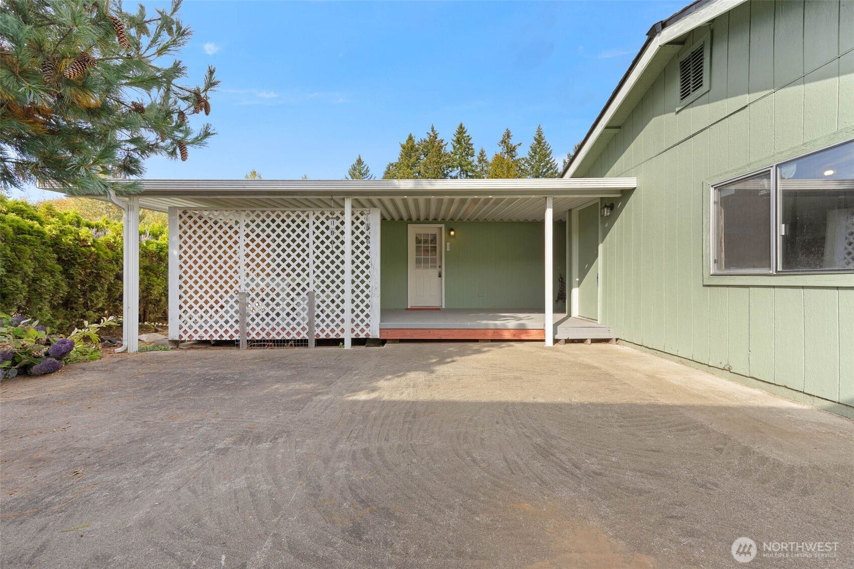 5081 E Gray Sea Eagle Lane SW, Tumwater, WA 98512 Huge private back yard space, very low maintenance!