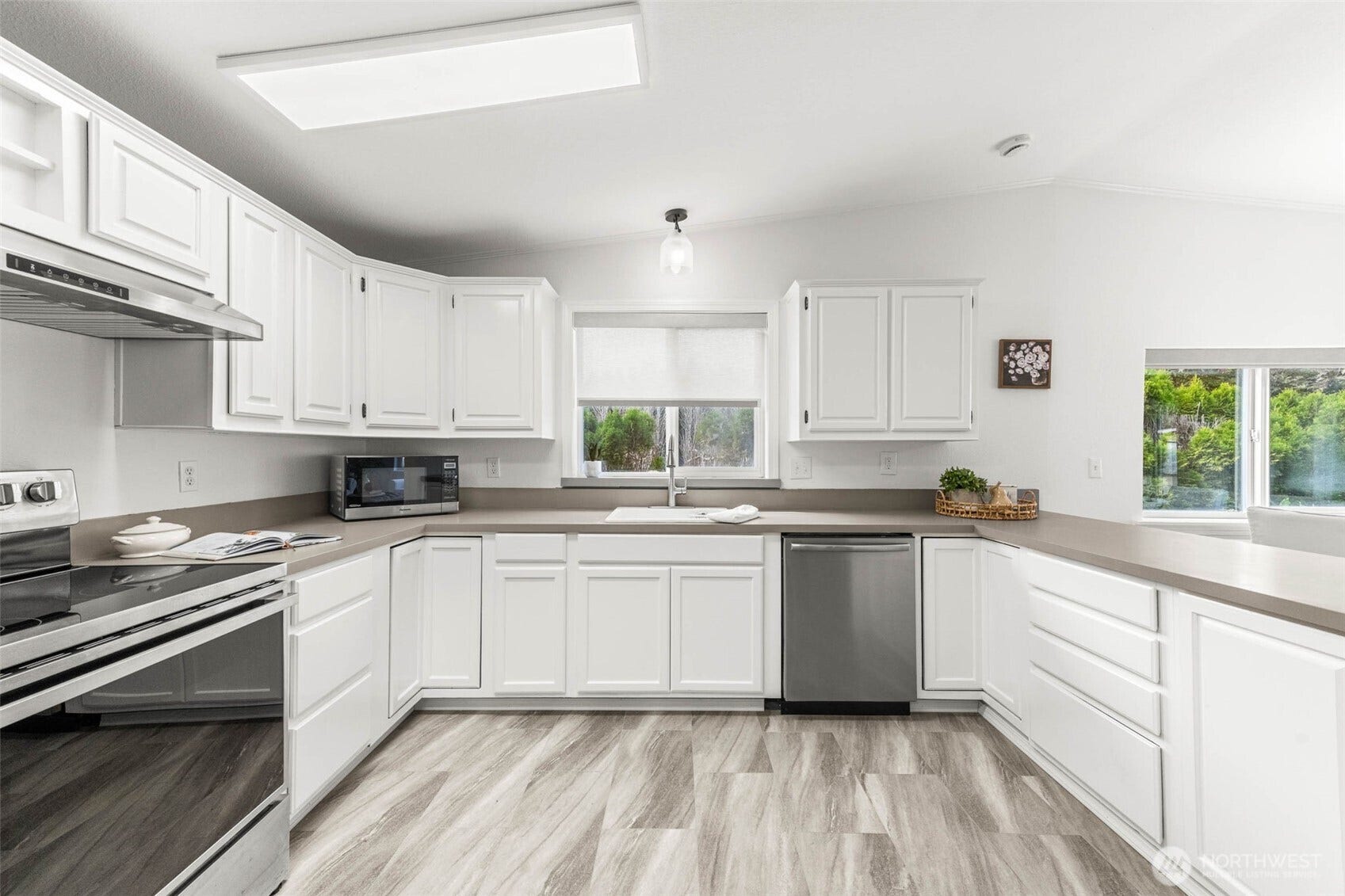 5081 E Gray Sea Eagle Lane SW, Tumwater, WA 98512 5081 E Gray Sea Eagle Lane SW, Tumwater, WA 98512