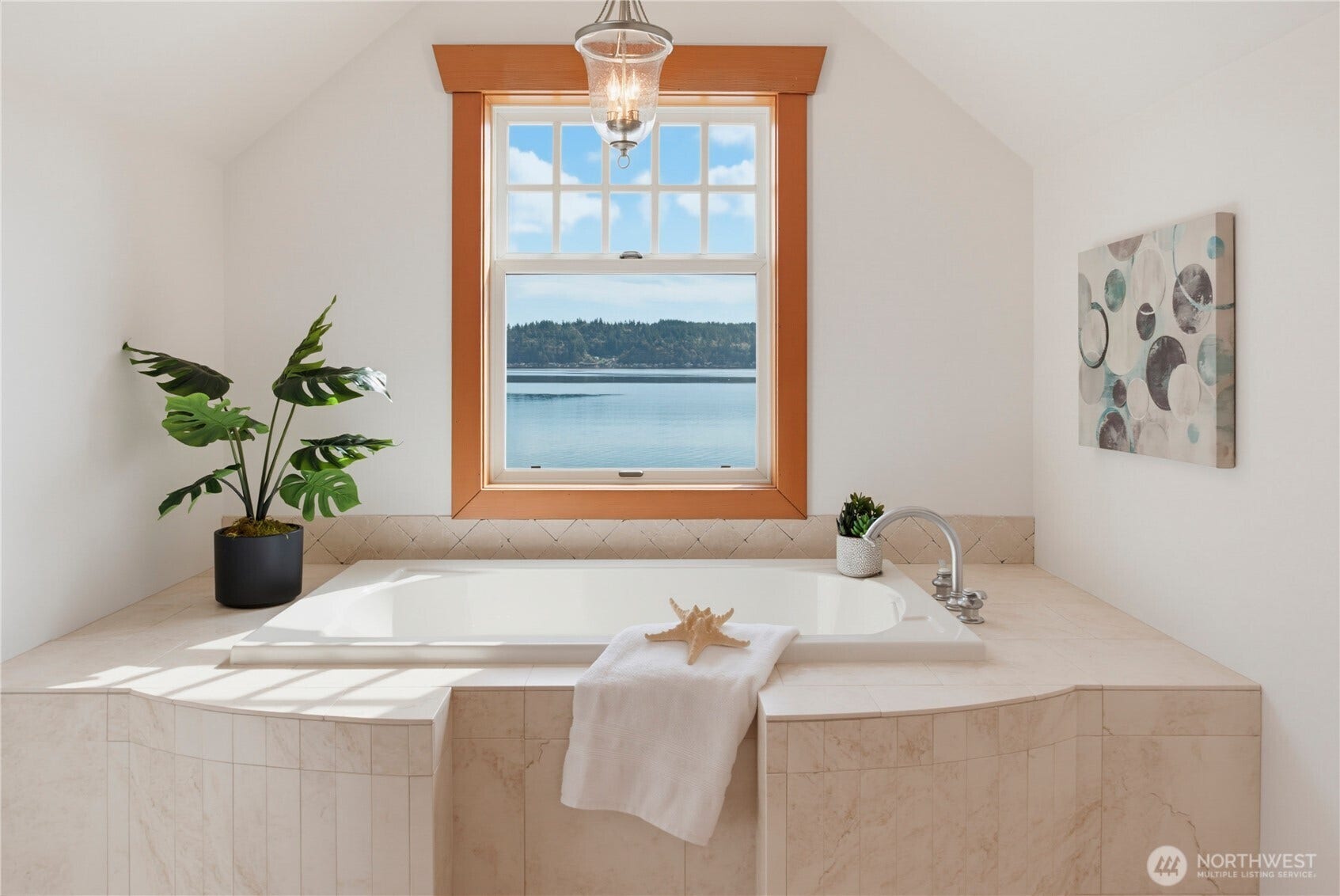 7241 NE North Shore Road, Belfair, WA 98528