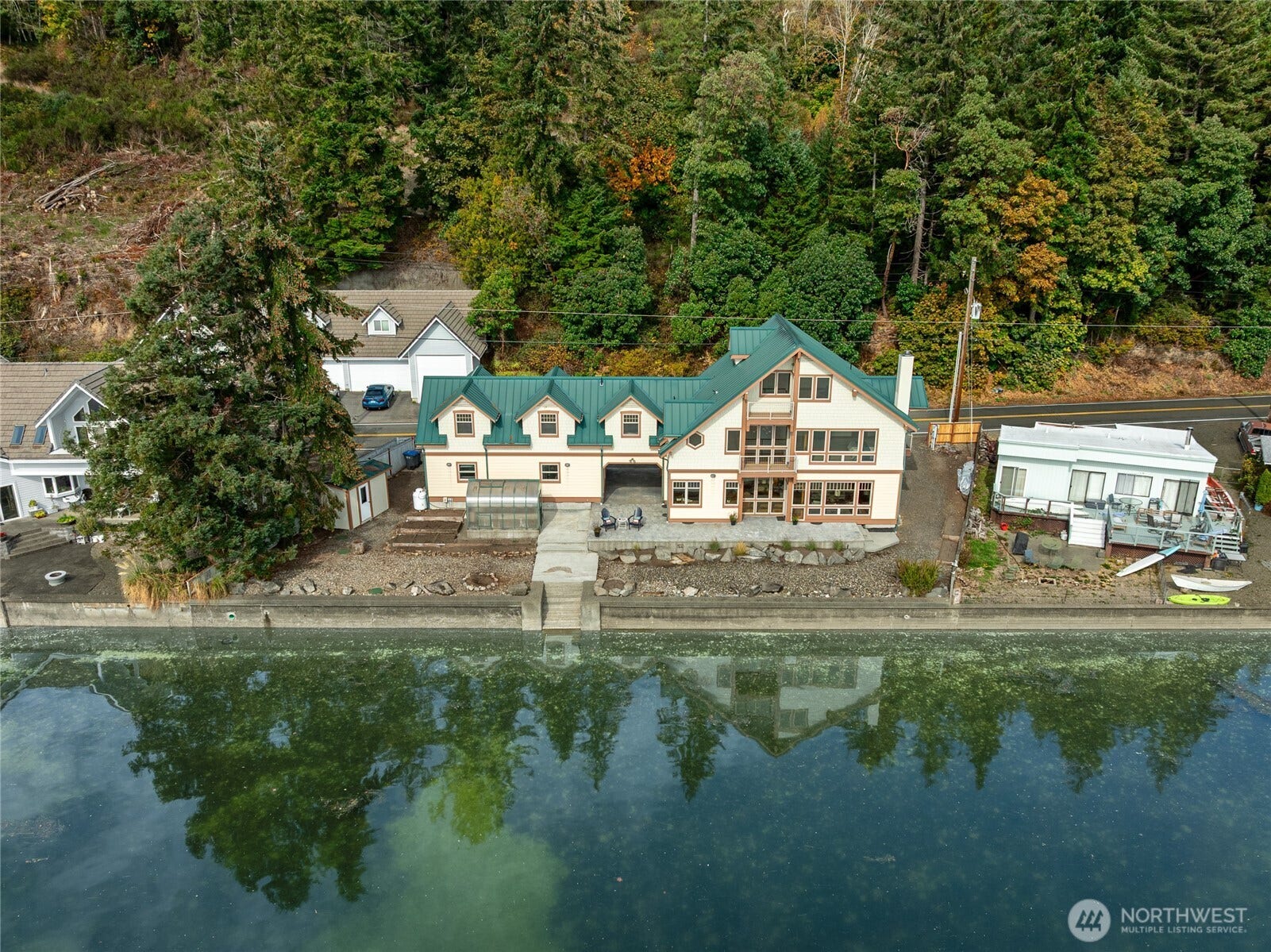 7241 NE North Shore Road, Belfair, WA 98528