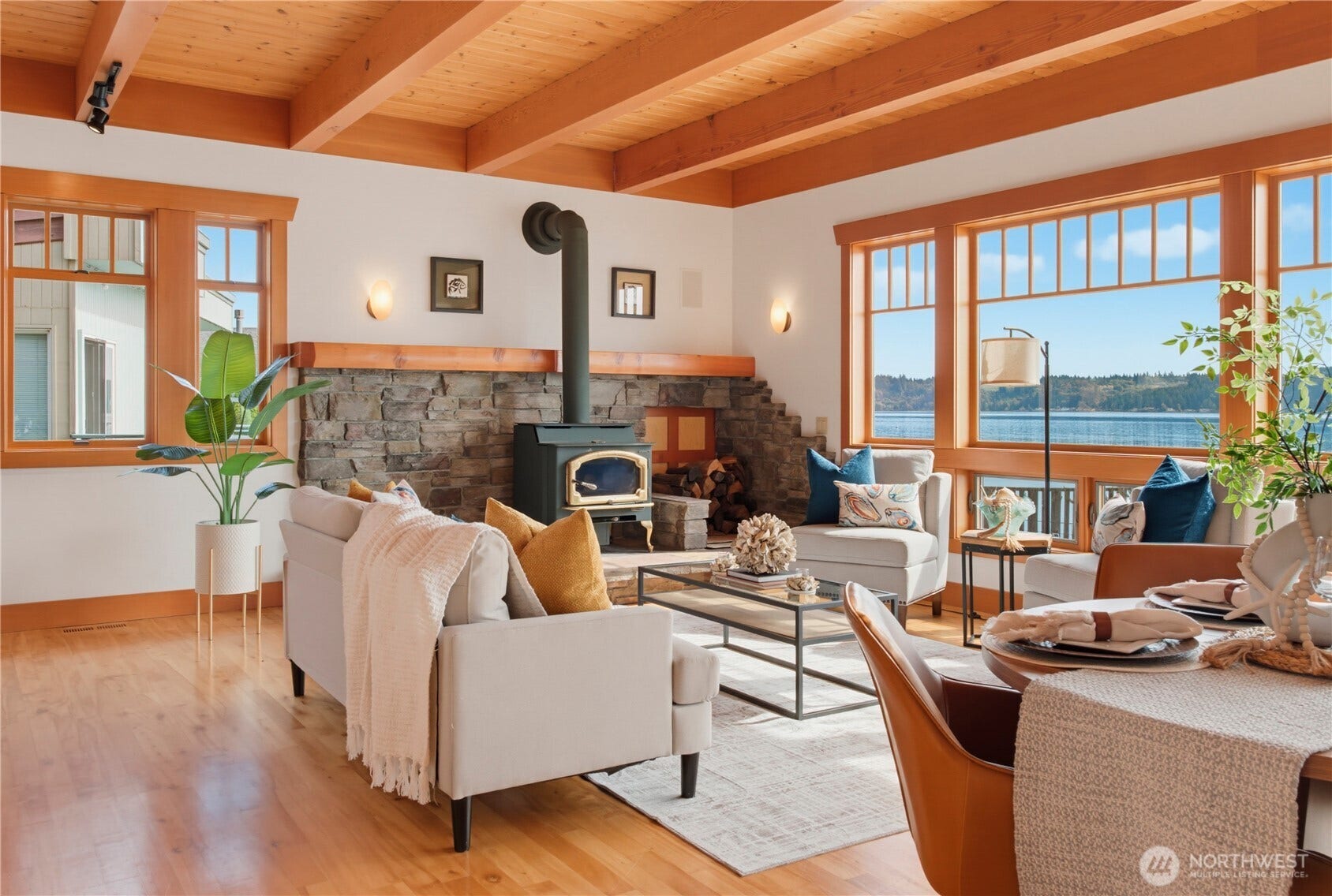 7241 NE North Shore Road, Belfair, WA 98528