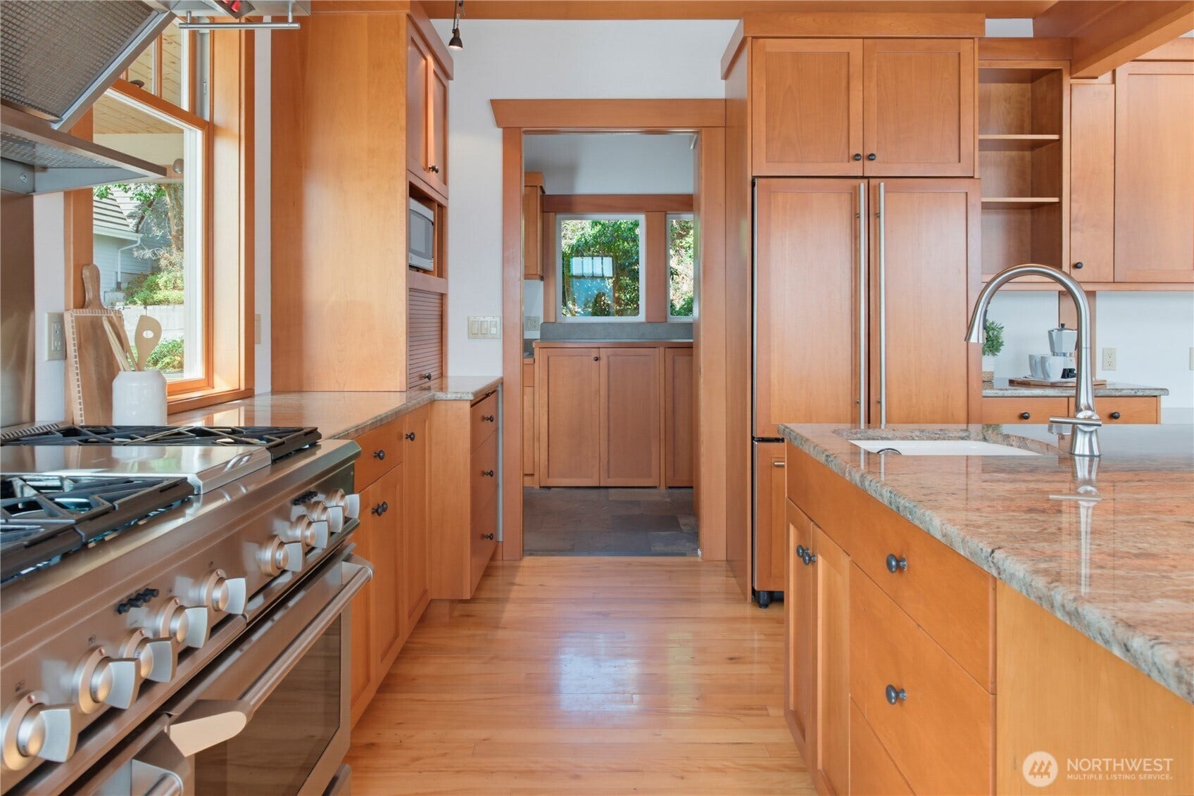 7241 NE North Shore Road, Belfair, WA 98528