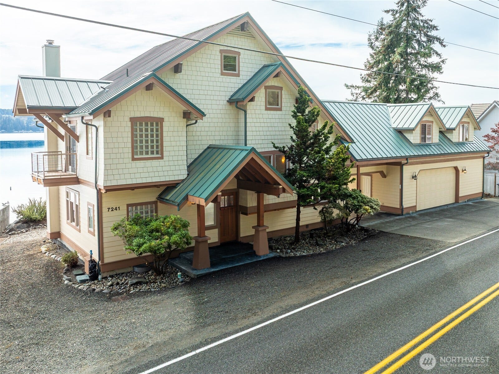 7241 NE North Shore Road, Belfair, WA 98528