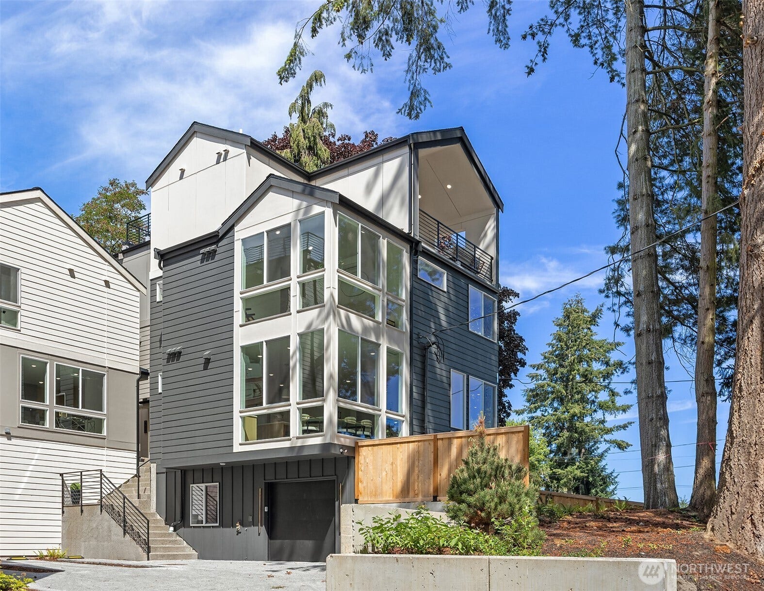 1506 N 100th Street, Seattle, WA 98133 1506 N 100th Street, Seattle, WA 98133