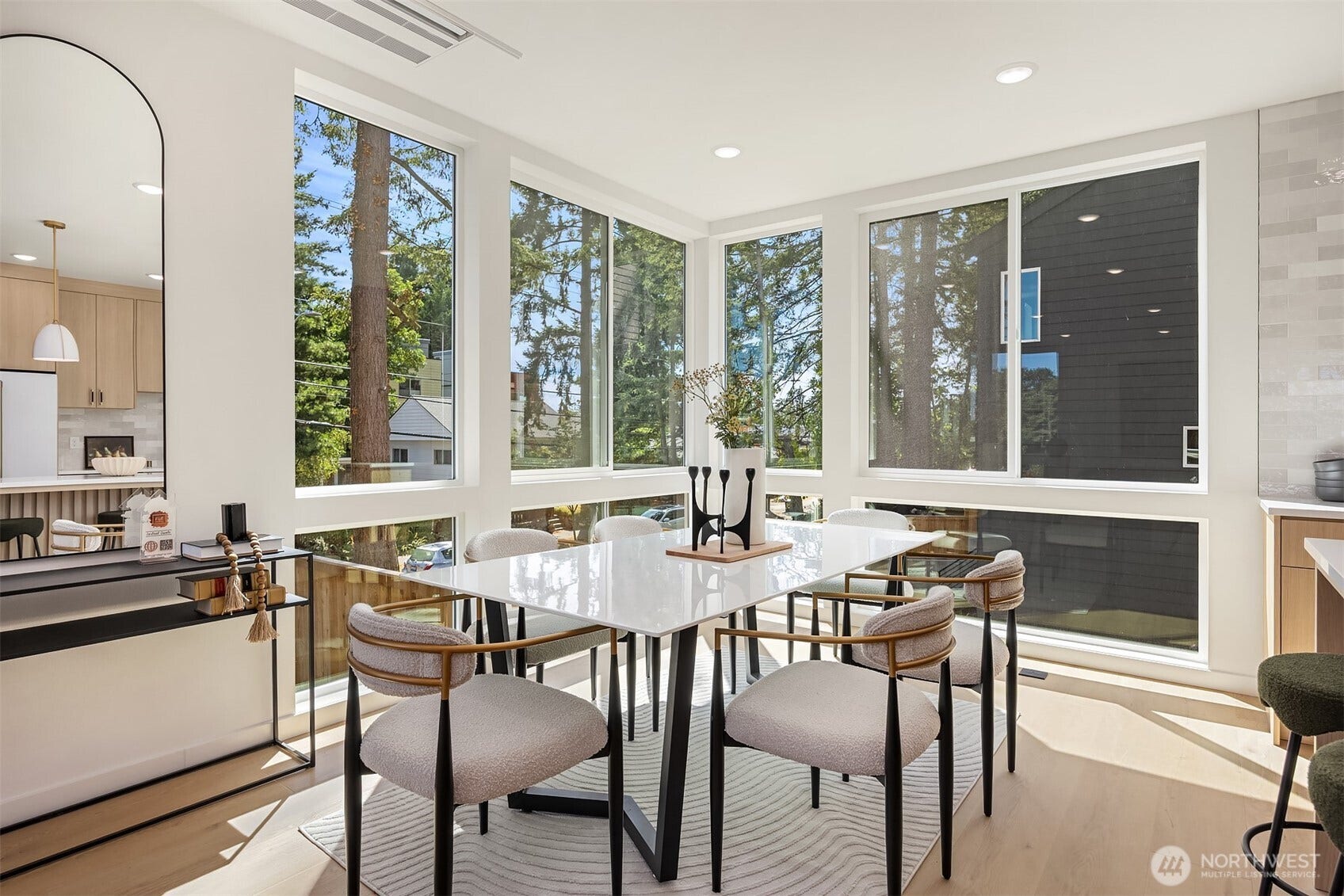 1506 N 100th Street, Seattle, WA 98133 1506 N 100th Street, Seattle, WA 98133