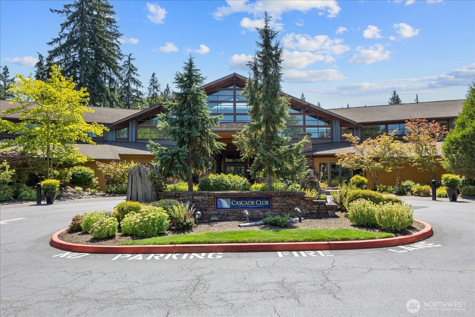 13233 239th Way NE, Redmond, WA 98053 13233 239th Way NE, Redmond, WA 98053