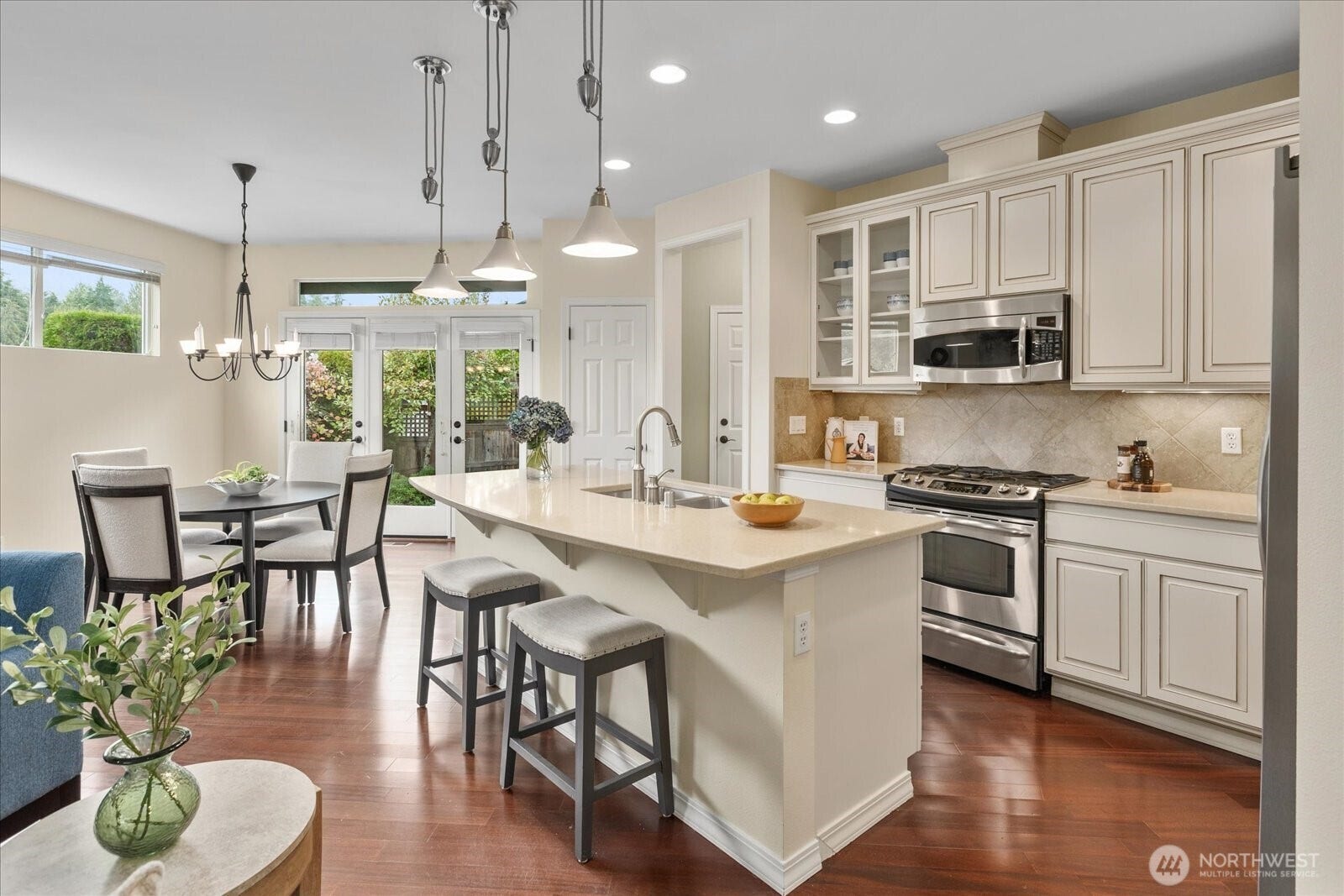 13233 239th Way NE, Redmond, WA 98053 The kitchen is amazing. Please of room to cook, ample cabinet space and lots of counter space for display and cooking up a storm!