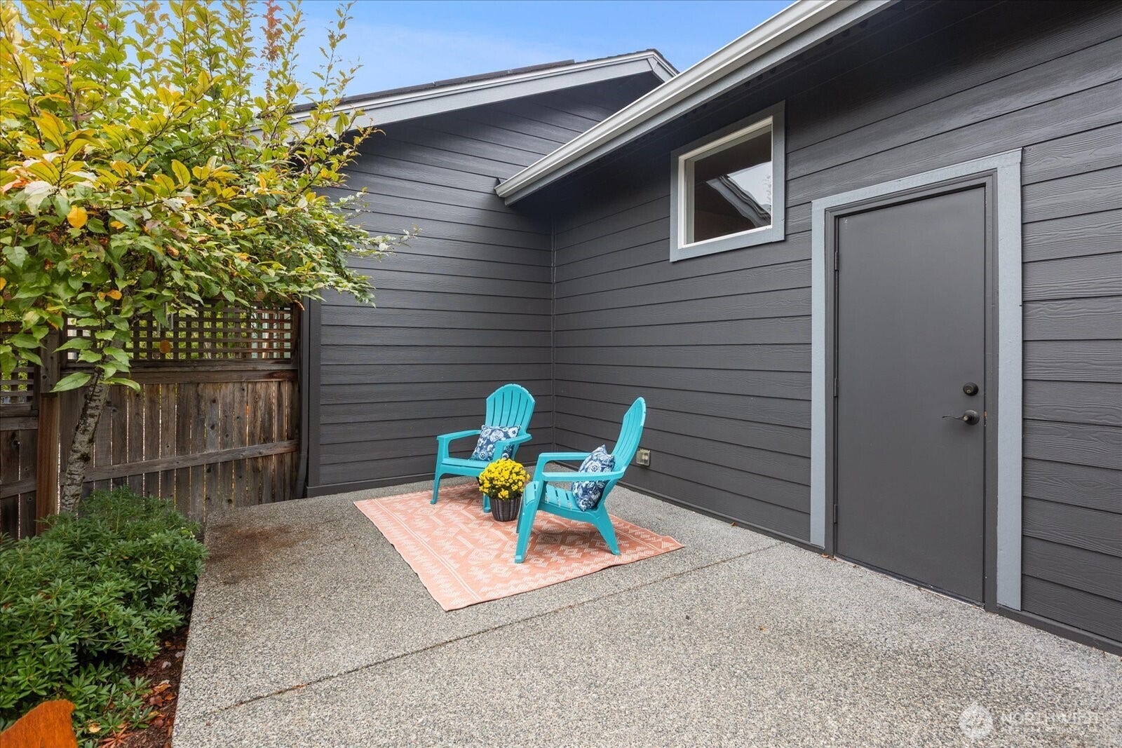 13233 239th Way NE, Redmond, WA 98053 13233 239th Way NE, Redmond, WA 98053
