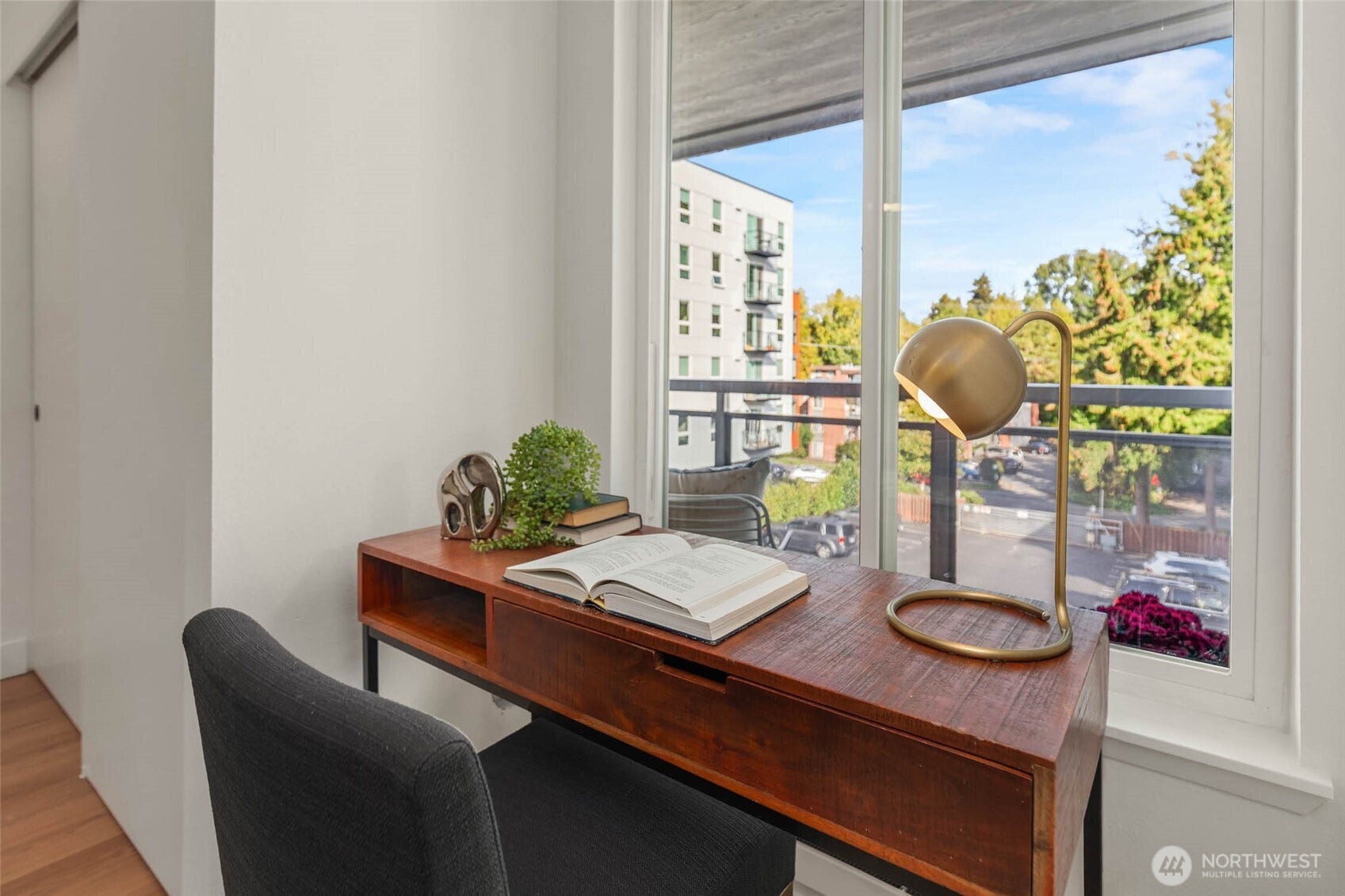 10501 8th Avenue NE, #430, Seattle, WA 98125