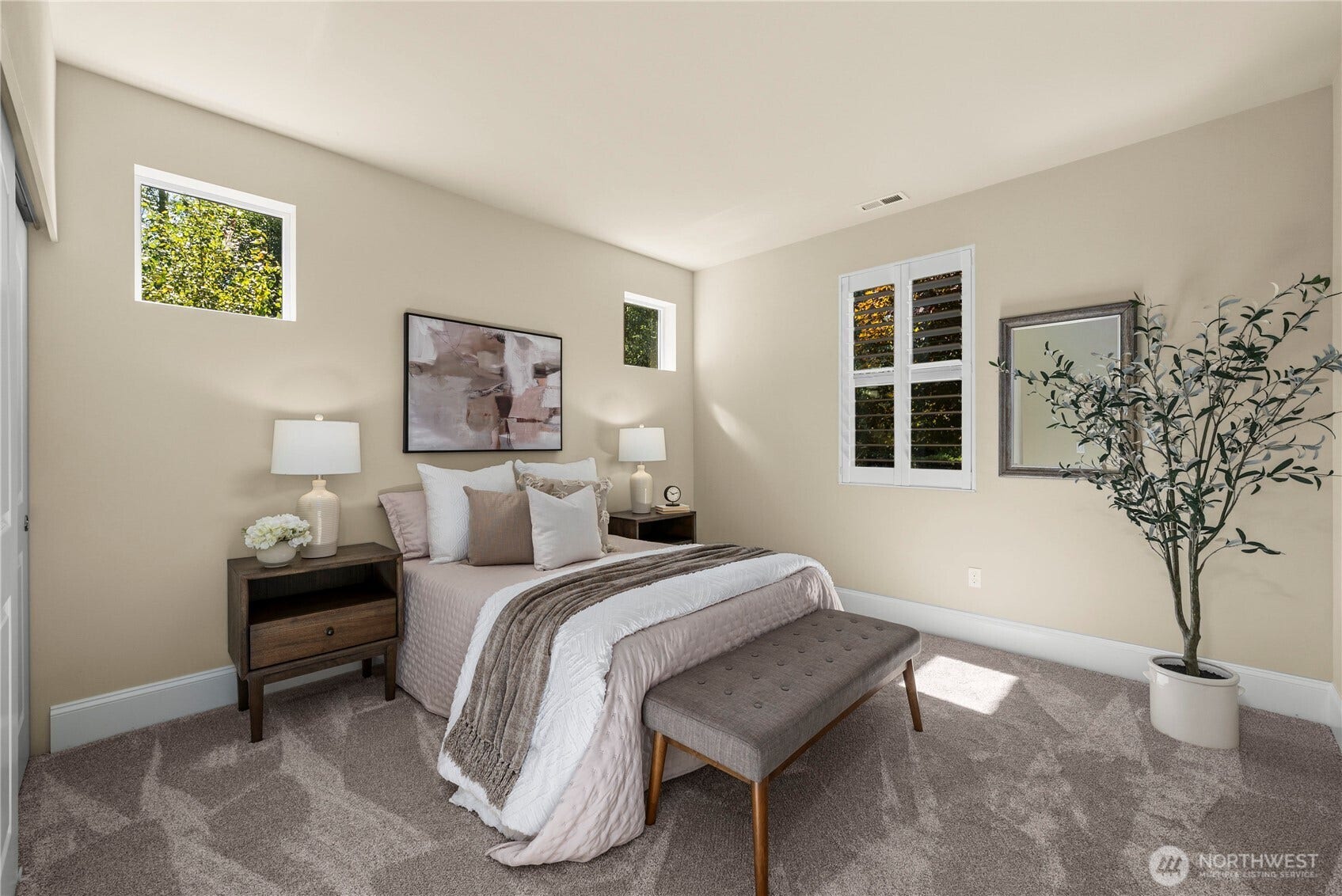 14721 Knoll Park Court E, Bonney Lake, WA 98391 The guest suite also offer beautiful views. Brand new carpet.