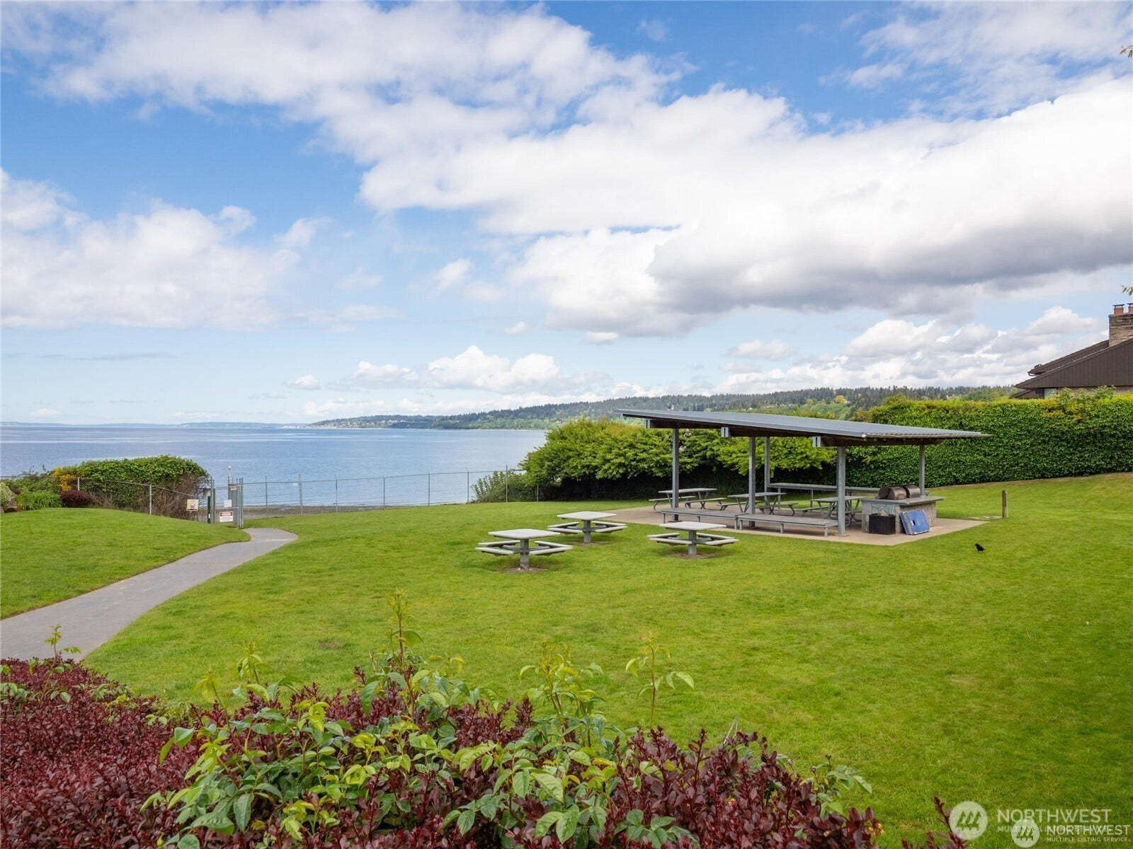 10523 13th Avenue NW, Seattle, WA 98177 The Blue Ridge Community provides private access to a Saltwater Beach on Puget Sound and amenities like this wonderful park.