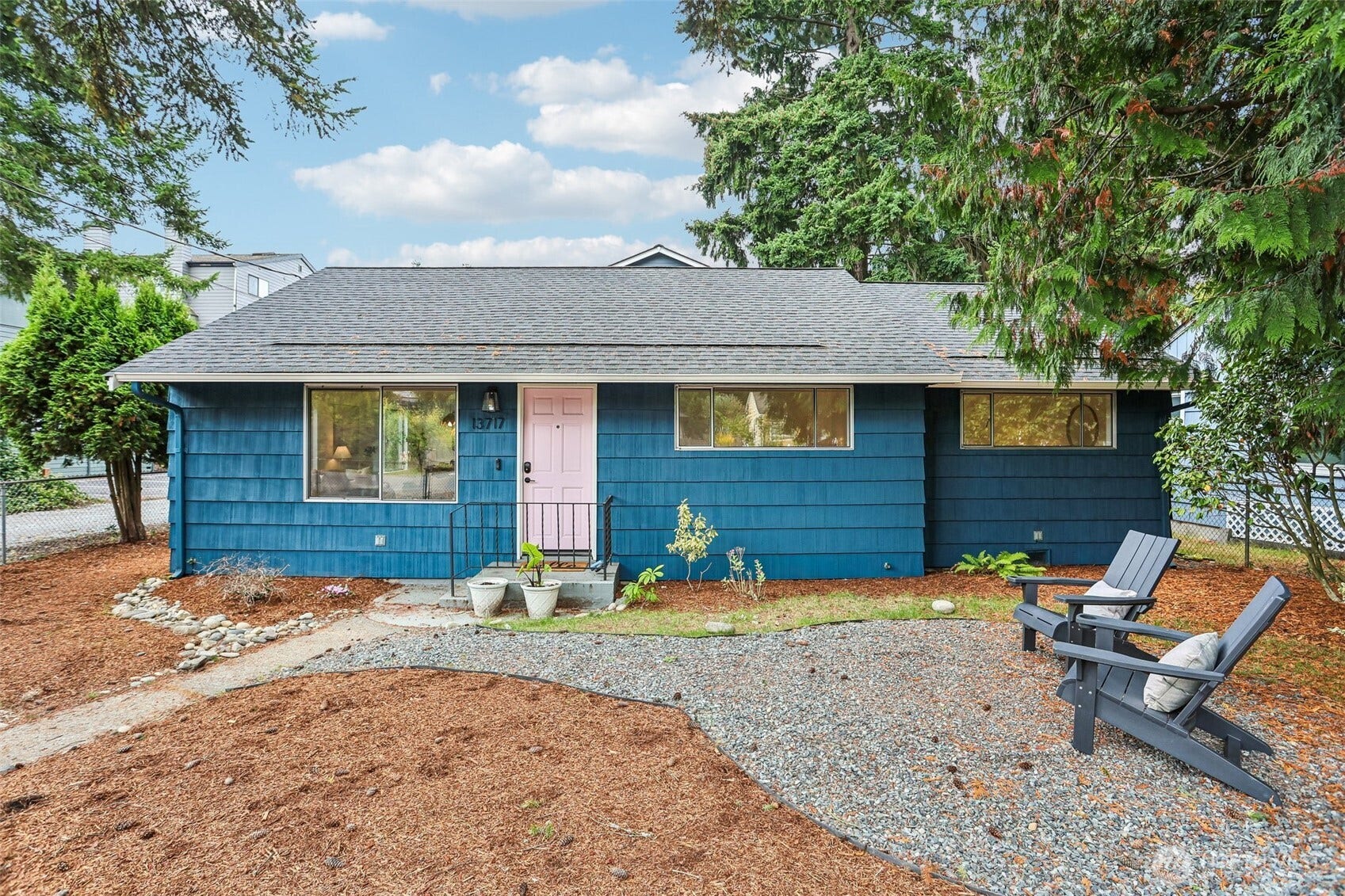13717 N Stone Avenue, Seattle, WA 98133 13717 N Stone Avenue, Seattle, WA 98133