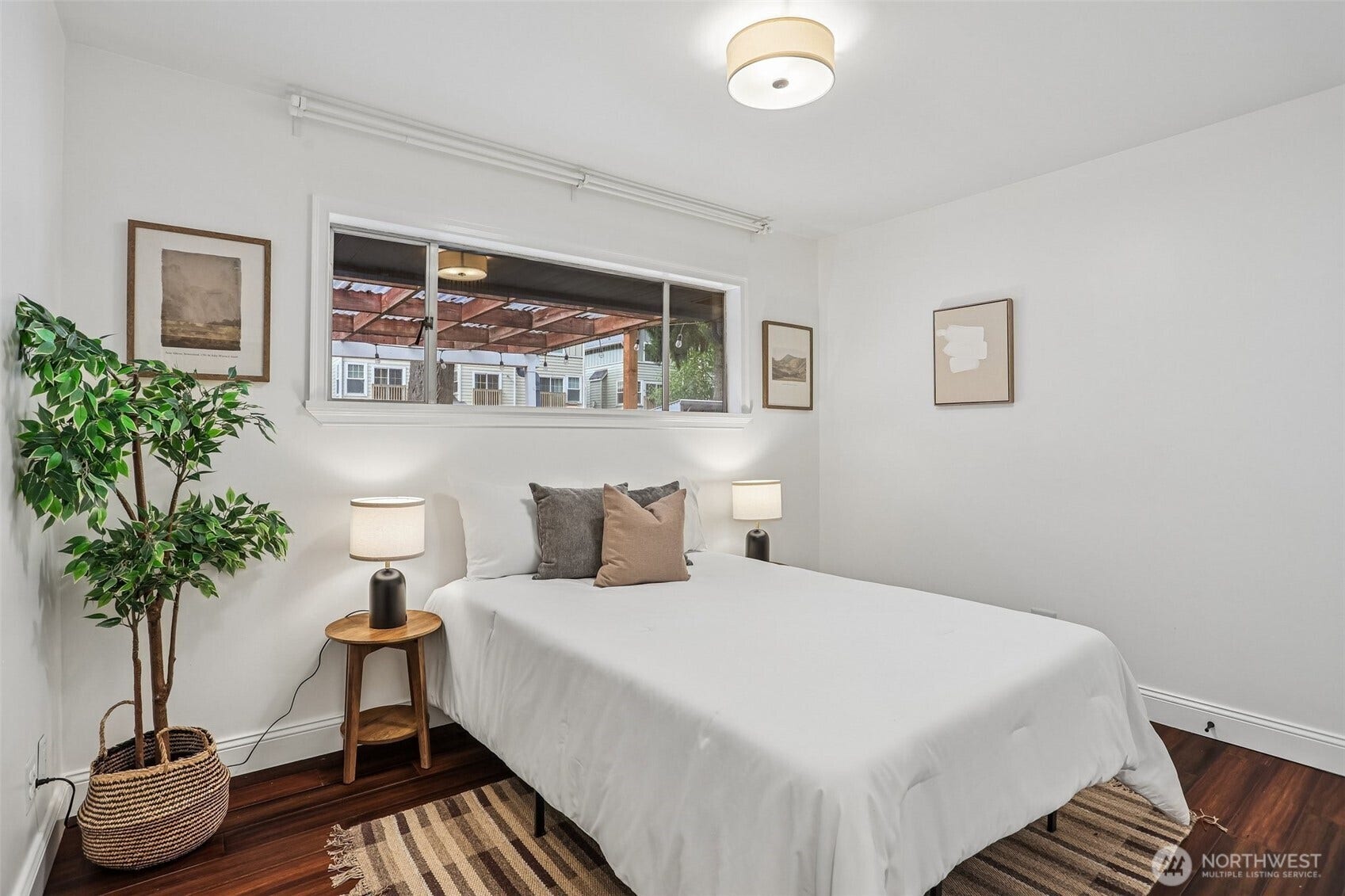 13717 N Stone Avenue, Seattle, WA 98133 13717 N Stone Avenue, Seattle, WA 98133