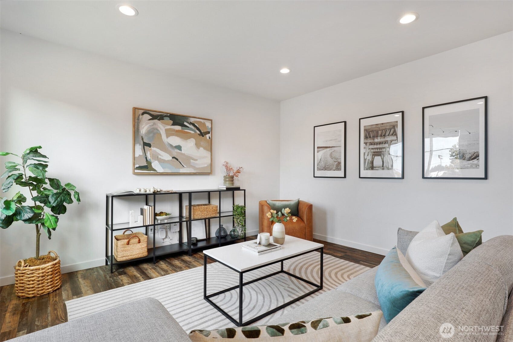 6325 34th Avenue SW, #C, Seattle, WA 98126 Nice big wall for home entertainment