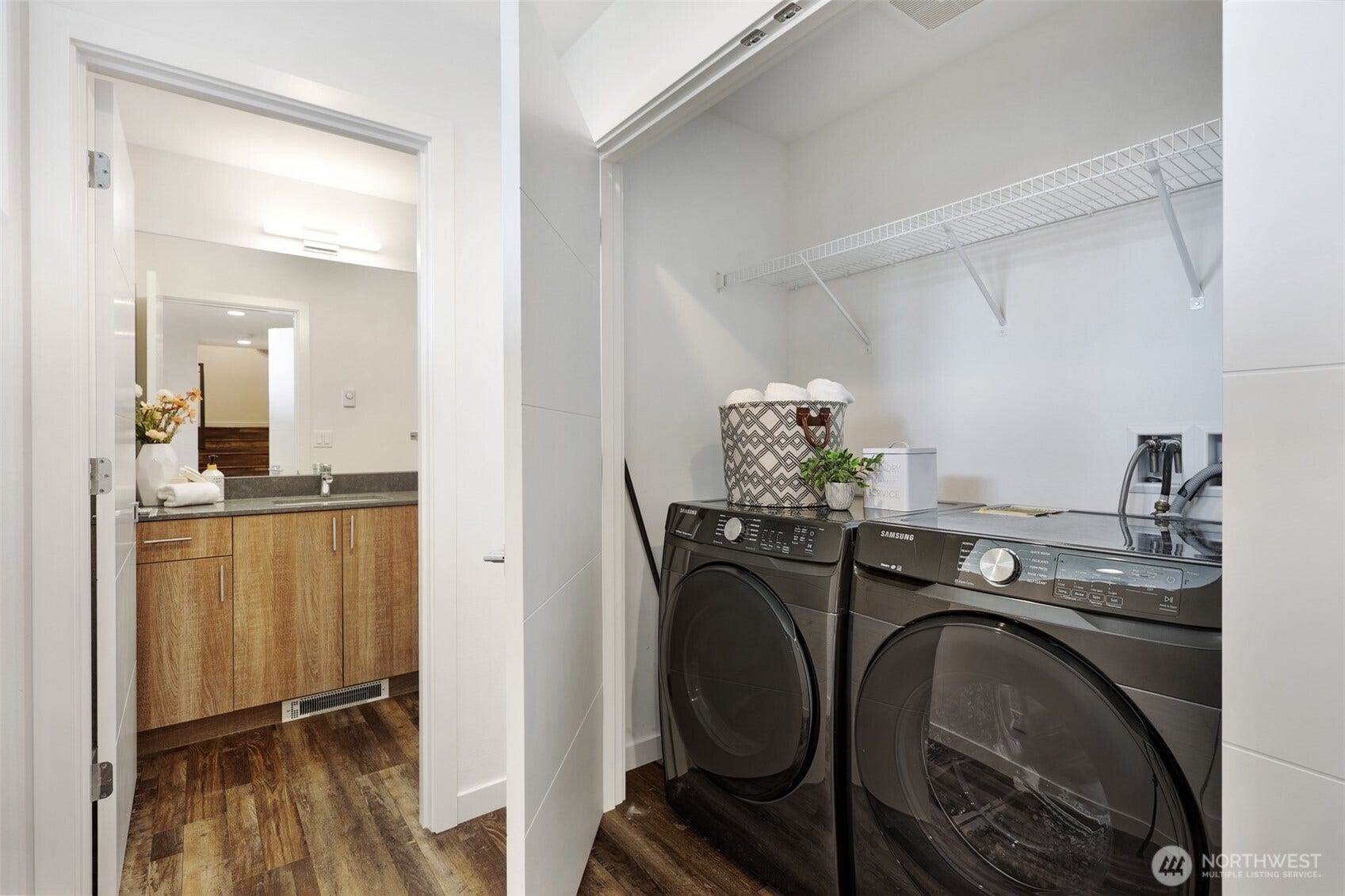 6325 34th Avenue SW, #C, Seattle, WA 98126 Laundry facilities on main floor