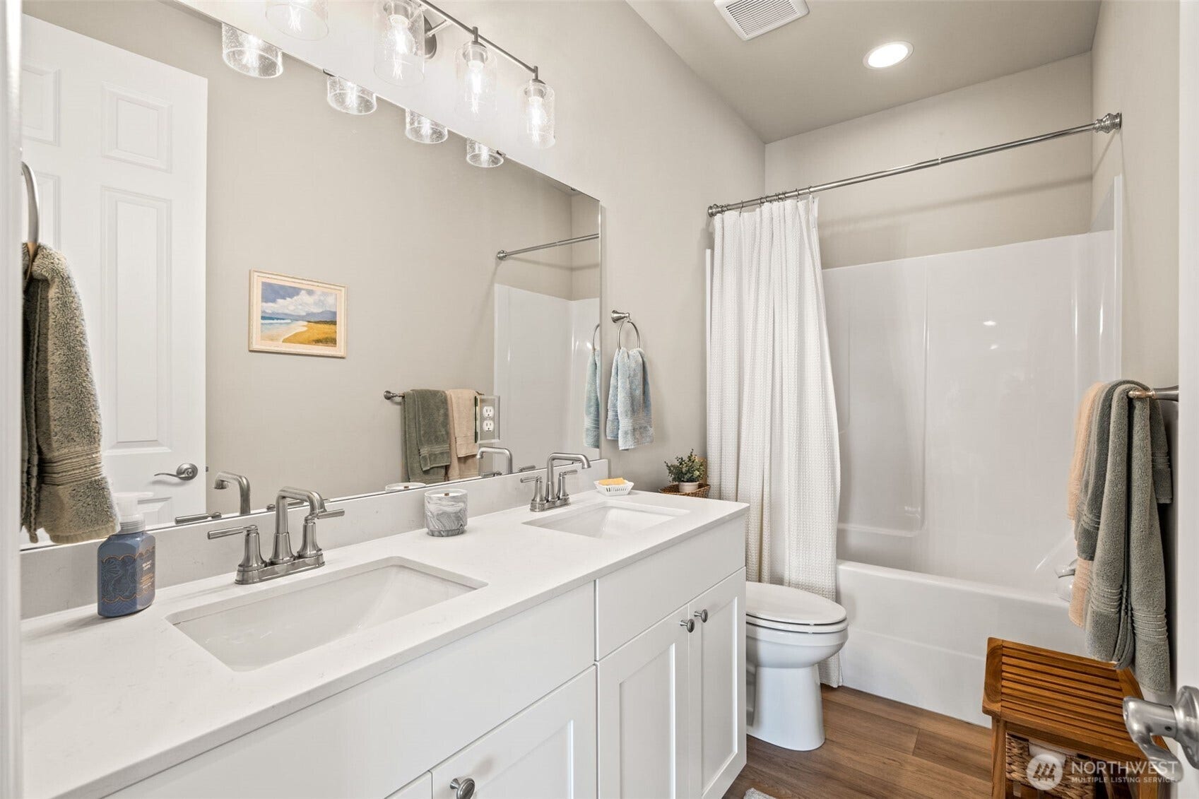 Upstairs bathroom