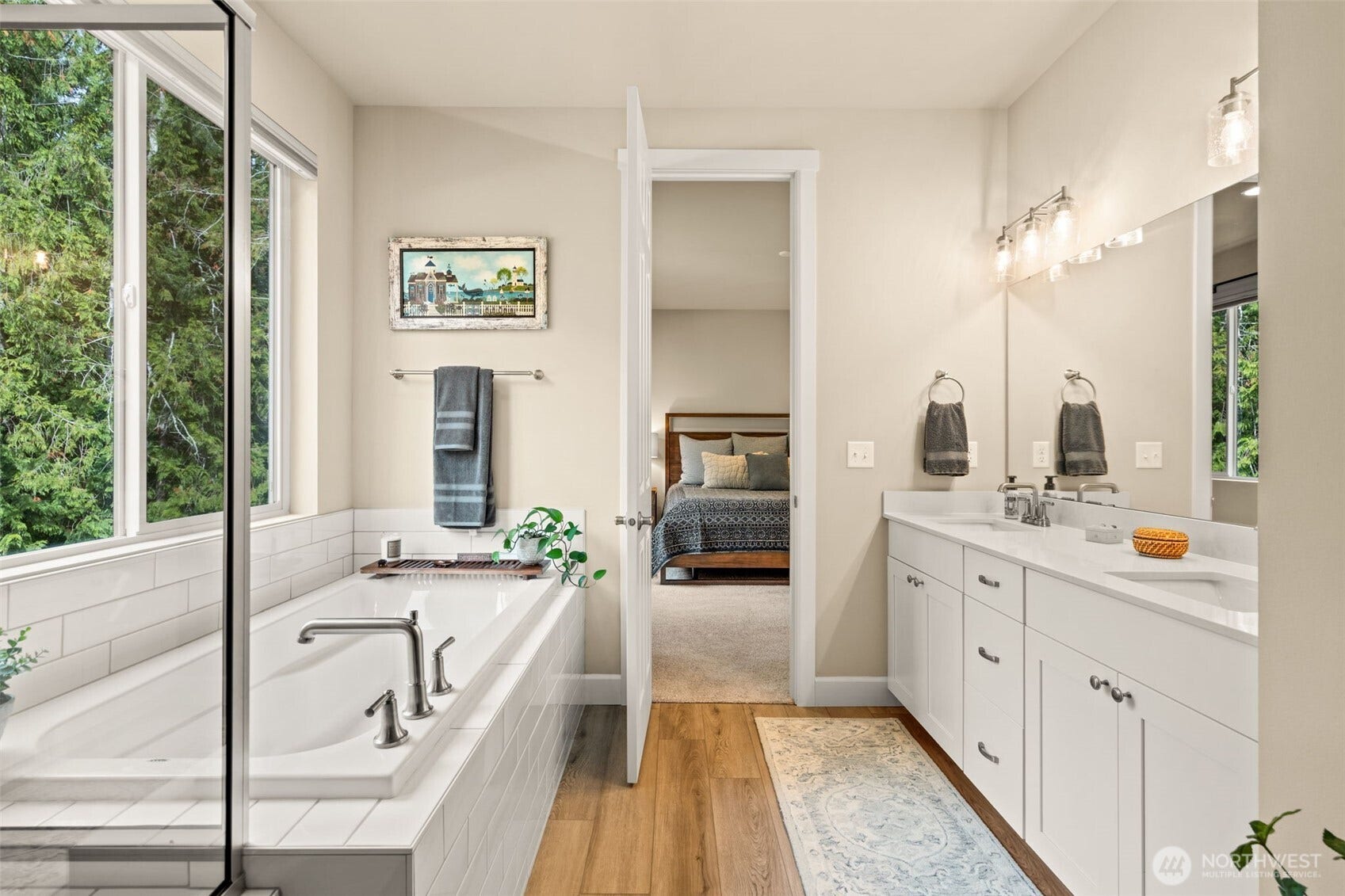 10592 Treasure Drive, Silverdale, WA 98383