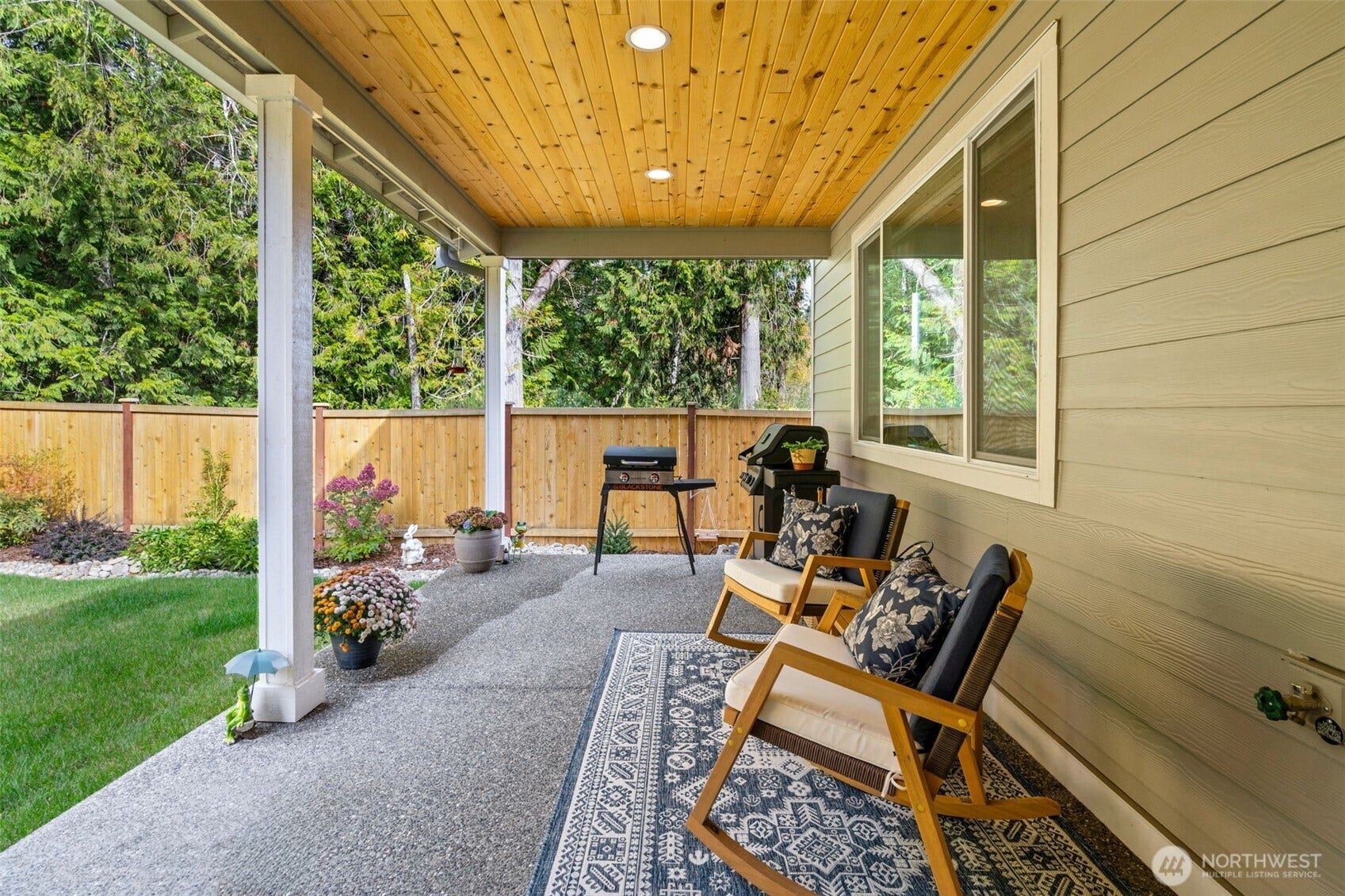 10592 Treasure Drive, Silverdale, WA 98383