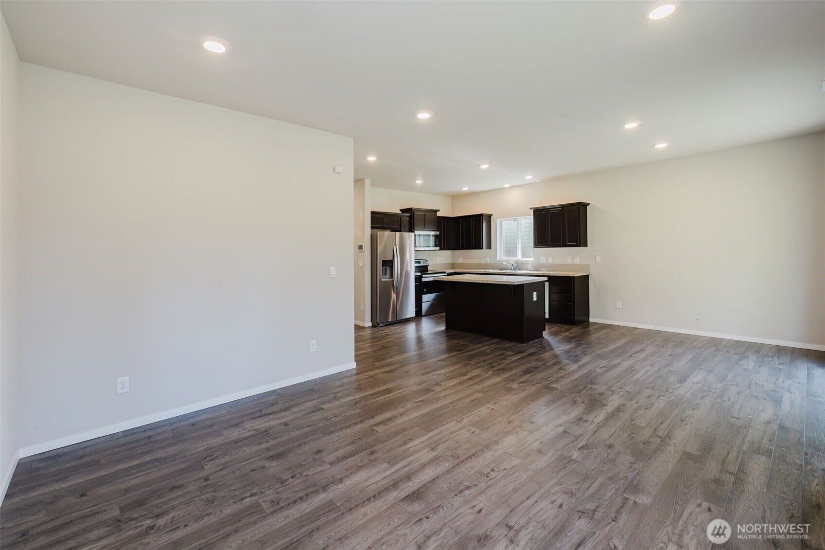 6453 Hornet Circle NE, Bremerton, WA 98311