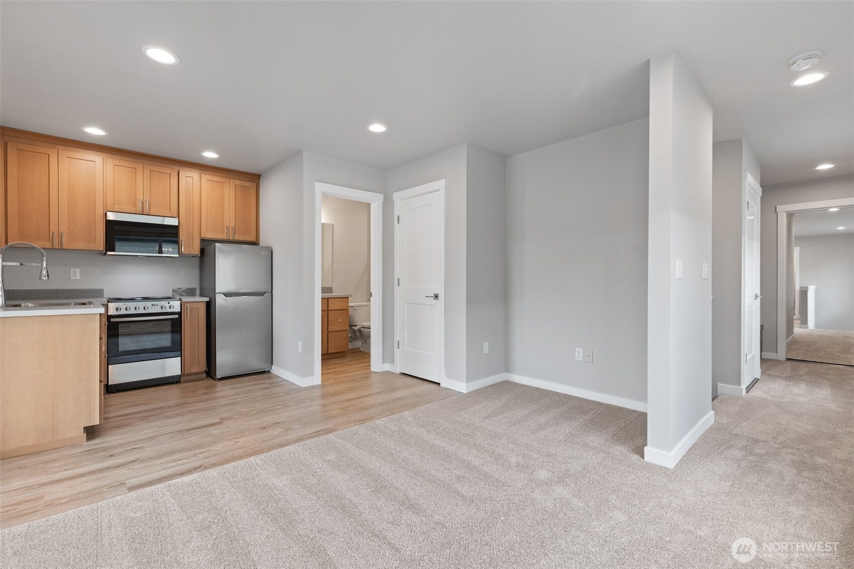 511 15th Street SE, Puyallup, WA 98372 511 15th Street SE, Puyallup, WA 98372