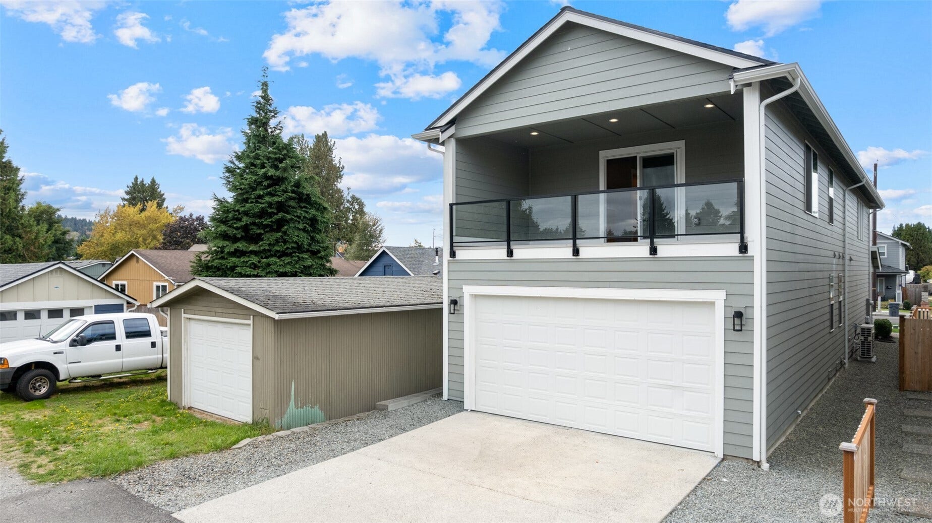 511 15th Street SE, Puyallup, WA 98372 511 15th Street SE, Puyallup, WA 98372