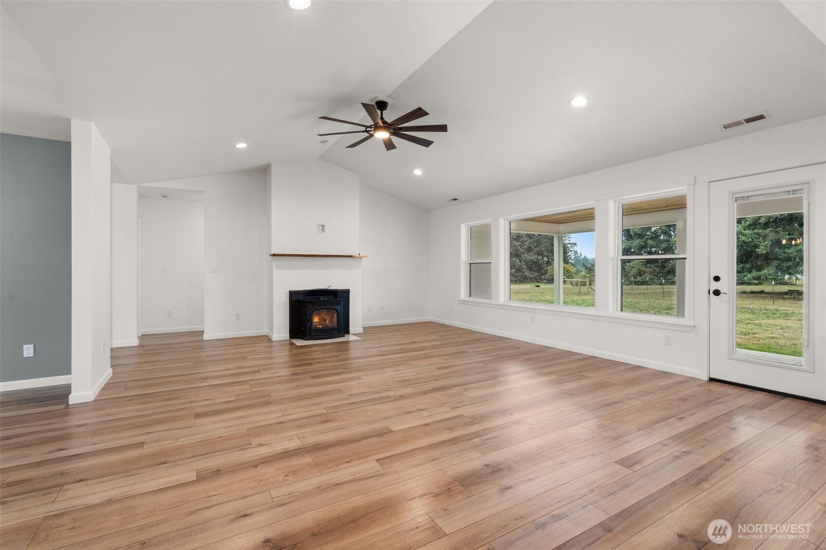 16621 Leitner Road SW, Rochester, WA 98579 16621 Leitner Road SW, Rochester, WA 98579