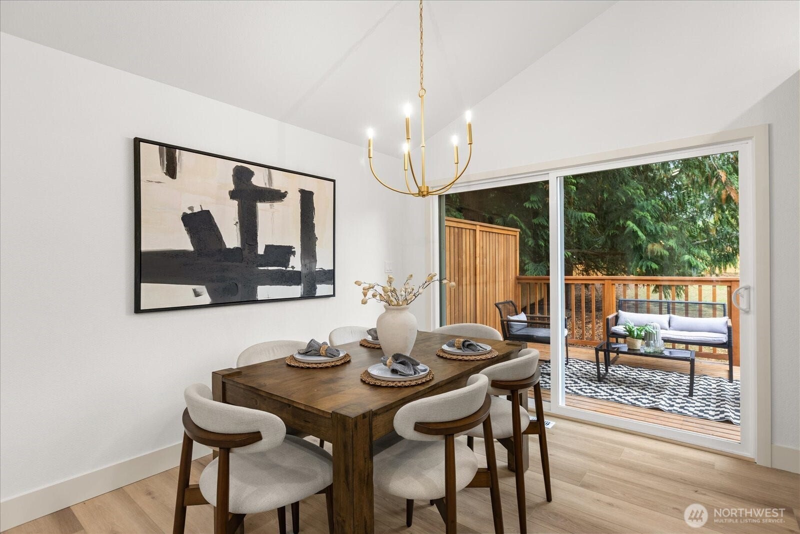 22516 93rd Place W, Edmonds, WA 98020