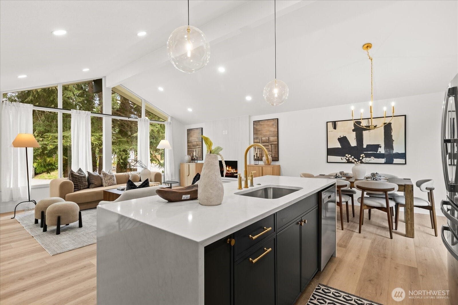 22516 93rd Place W, Edmonds, WA 98020