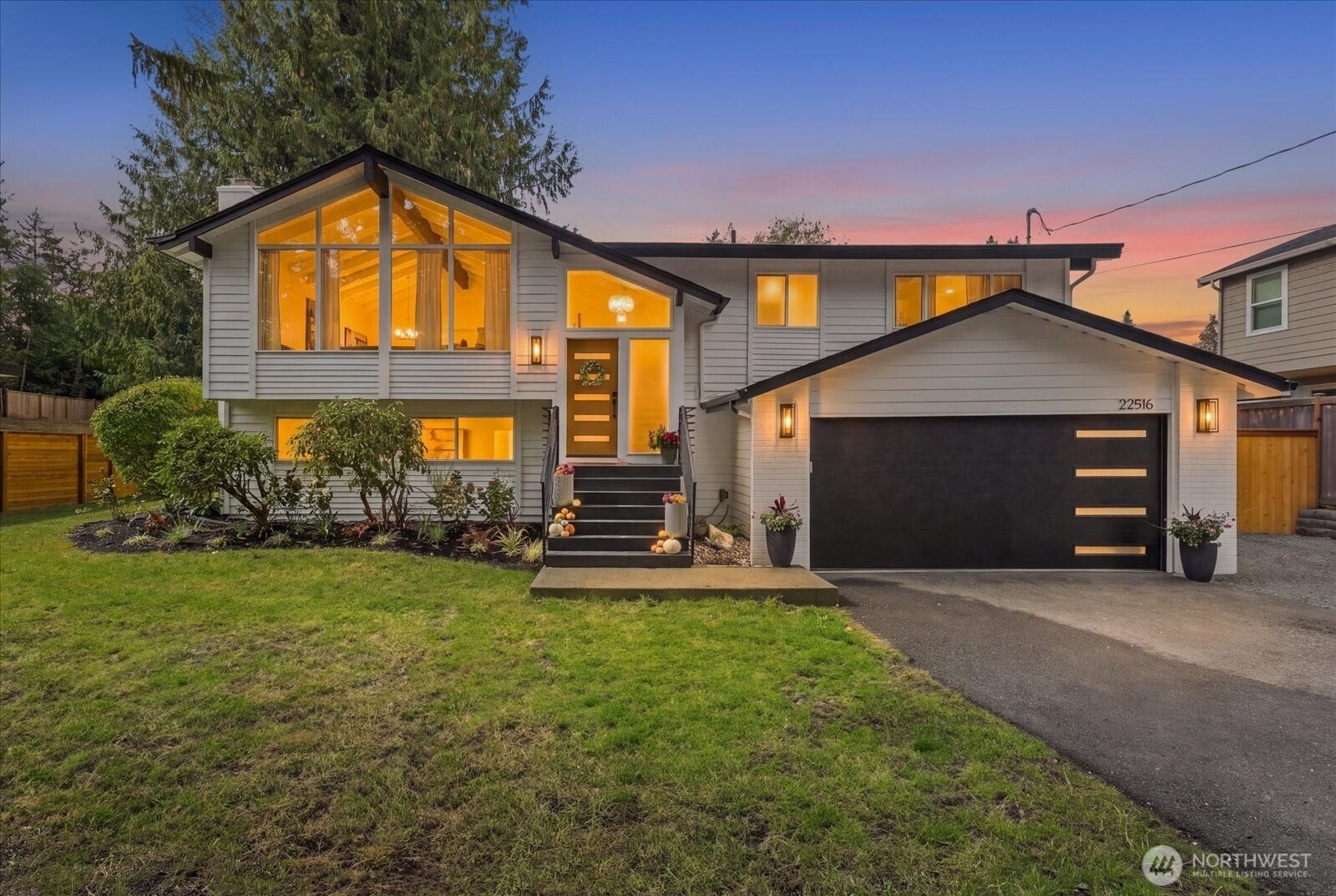22516 93rd Place W, Edmonds, WA 98020