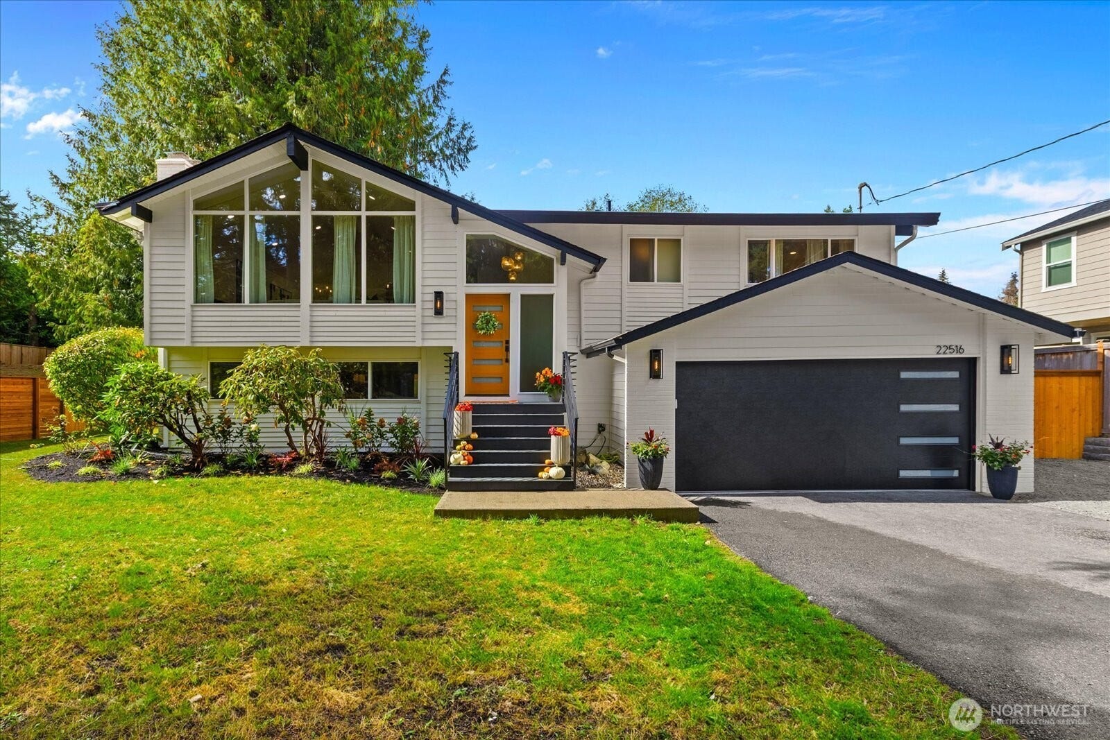 22516 93rd Place W, Edmonds, WA 98020