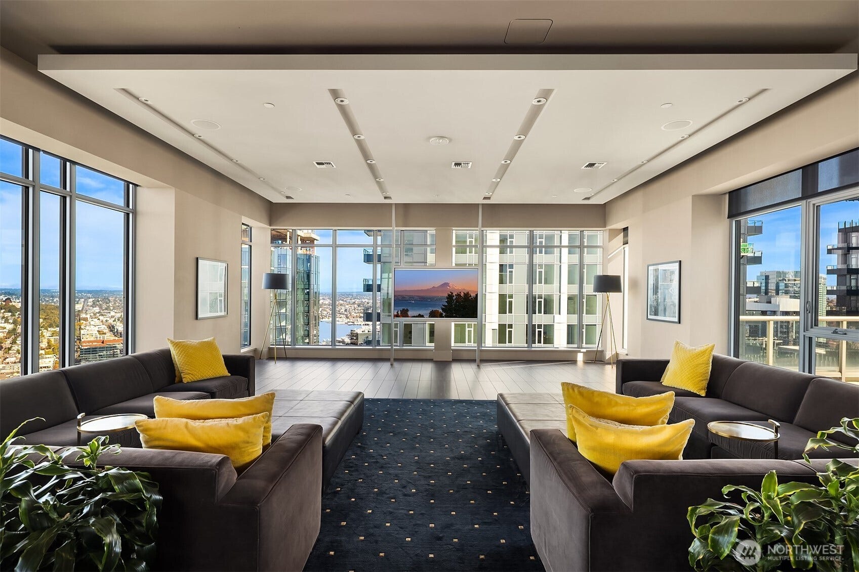 583 Battery Street, #3604N, Seattle, WA 98121 Resident Lounge on 41st Floor