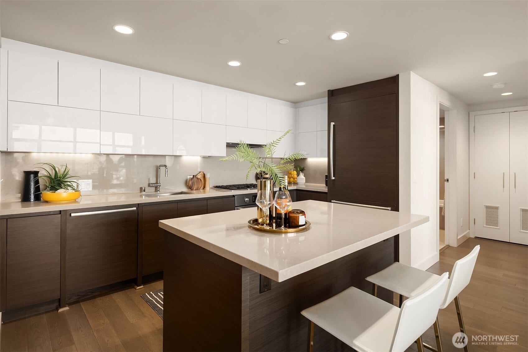 583 Battery Street, #3604N, Seattle, WA 98121 583 Battery Street, #3604N, Seattle, WA 98121