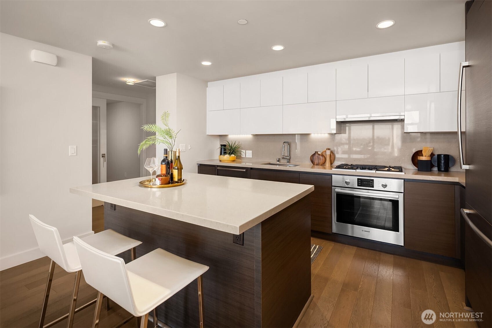 583 Battery Street, #3604N, Seattle, WA 98121 583 Battery Street, #3604N, Seattle, WA 98121