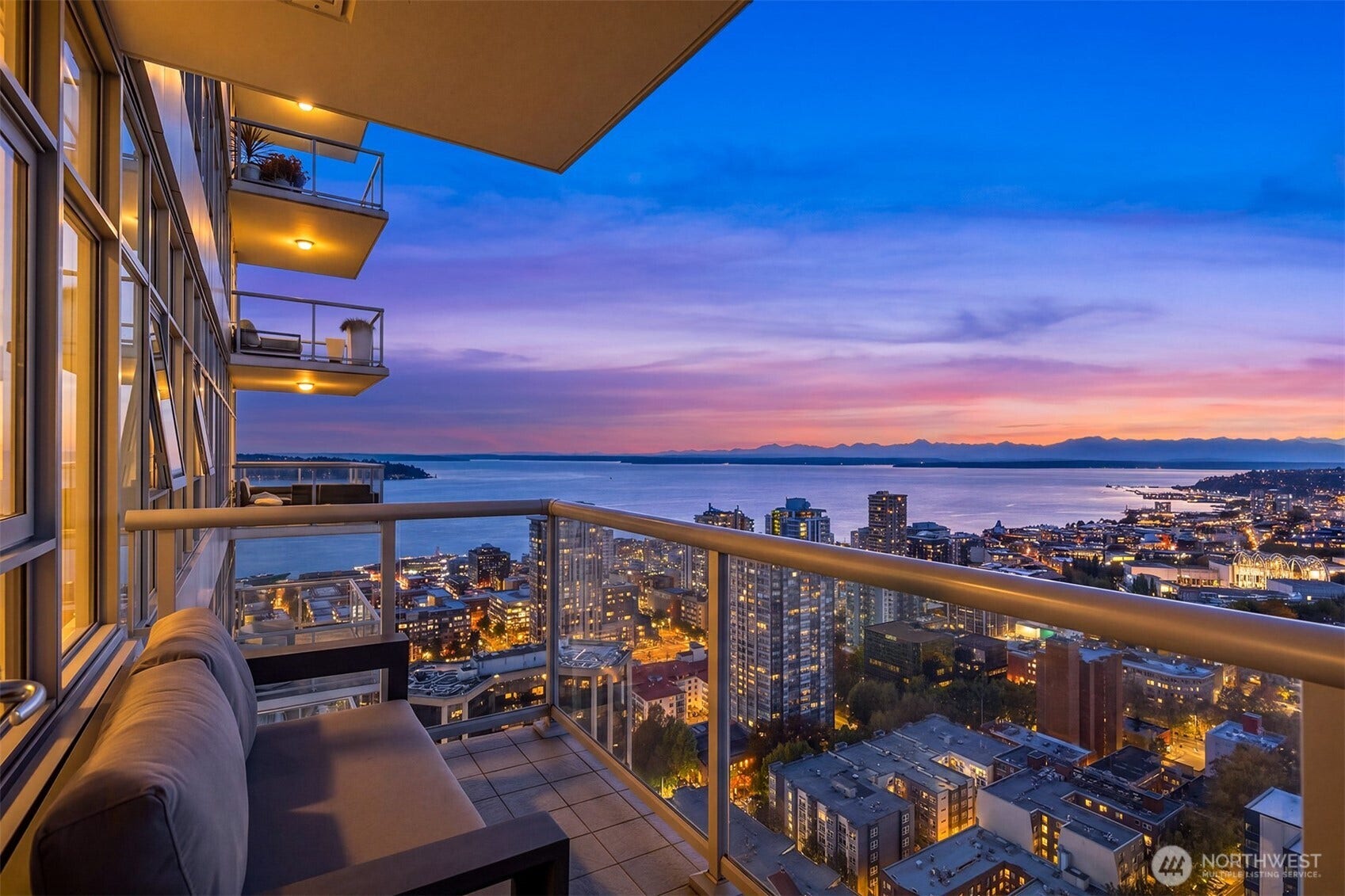 583 Battery Street, #3604N, Seattle, WA 98121 Enjoy the colourful sunset from your private balcony