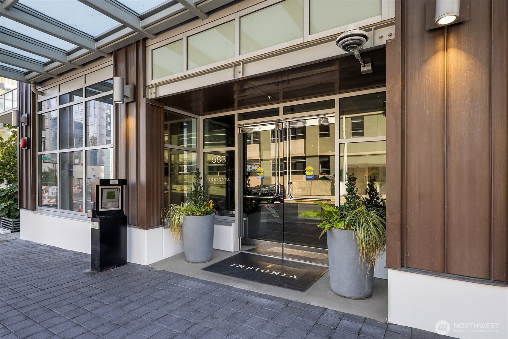 583 Battery Street, #3604N, Seattle, WA 98121 Entrance to Insignia lobby