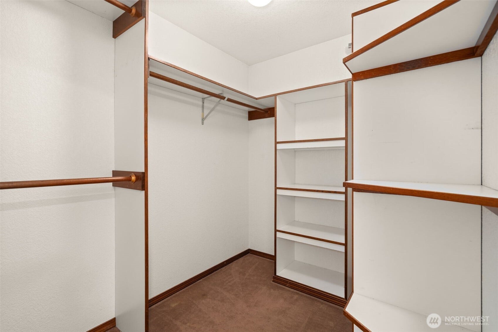 7236 Twin Cedar Lane SE, Tumwater, WA 98501 primary walk-in closet