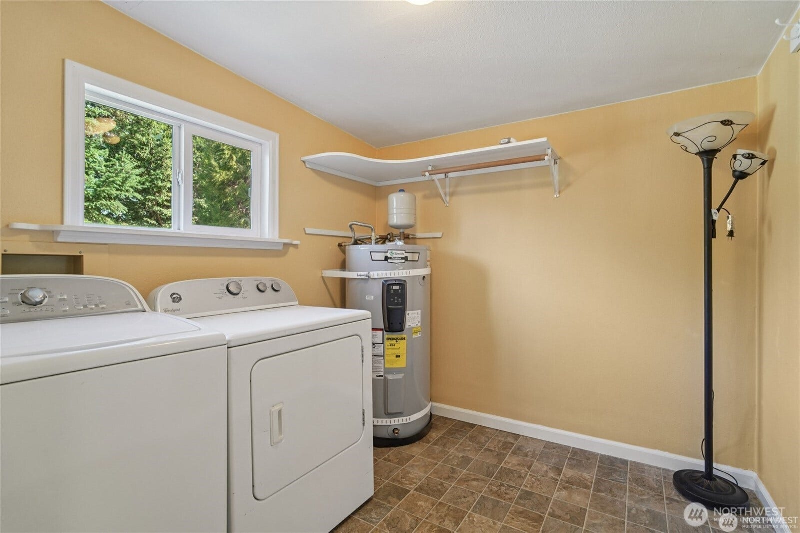 9315 121st Street SW, Lakewood, WA 98498 utility room is nice sized,plenty of room for your washing