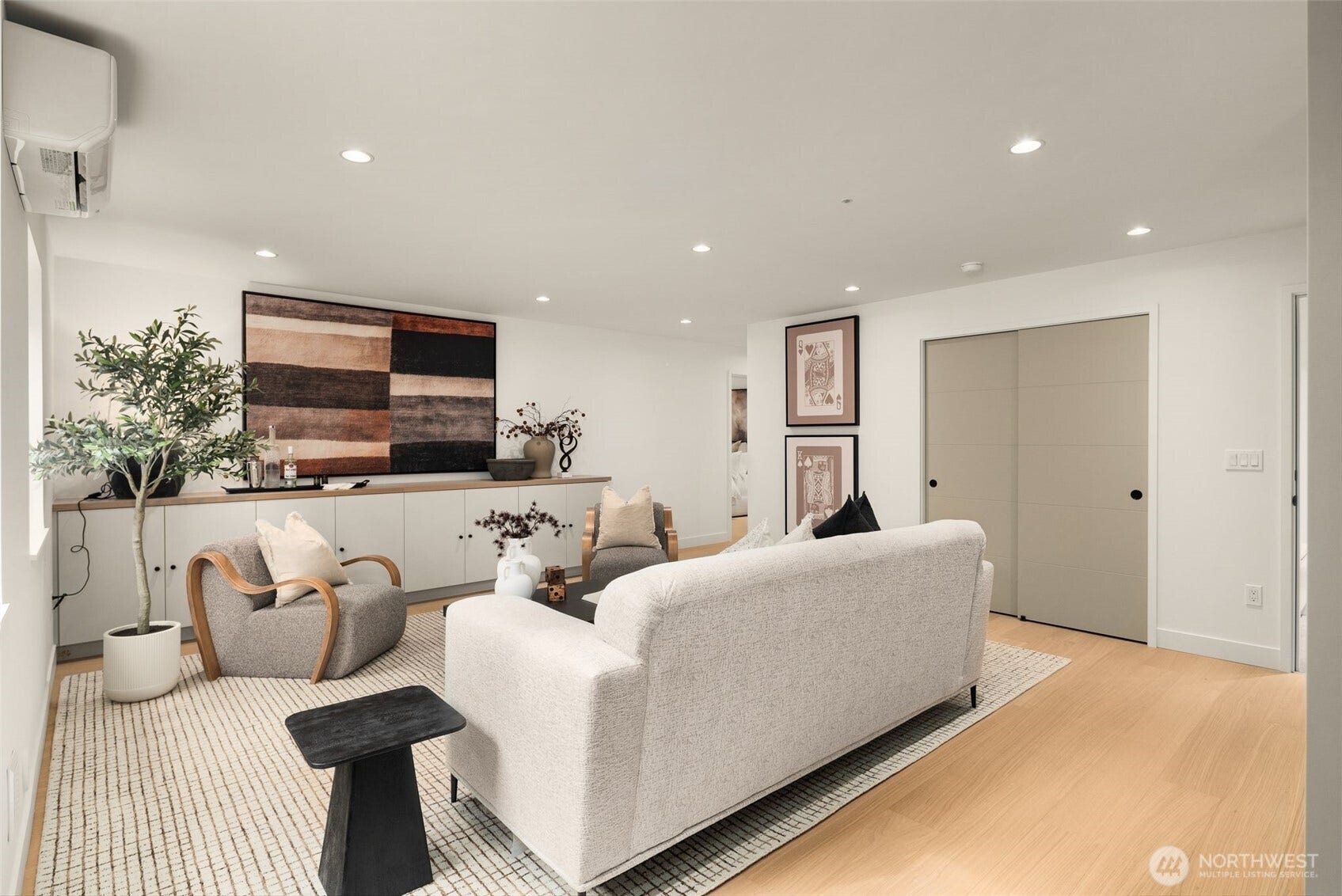 6021 Princeton Avenue NE, Seattle, WA 98115 The ADU works well for multi-generational living, extended guests, or integrates into the home as an excellent rec room or media lounge.