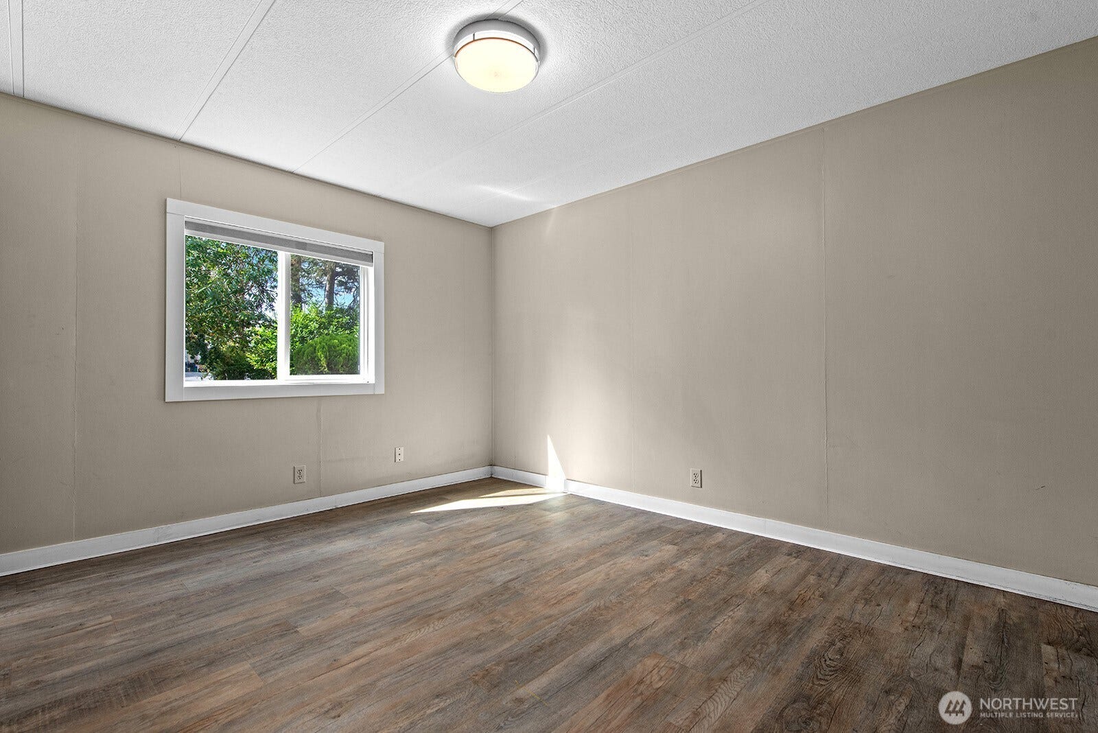 17420 97th Place SW, Vashon, WA 98070 17402 97th Pl SW