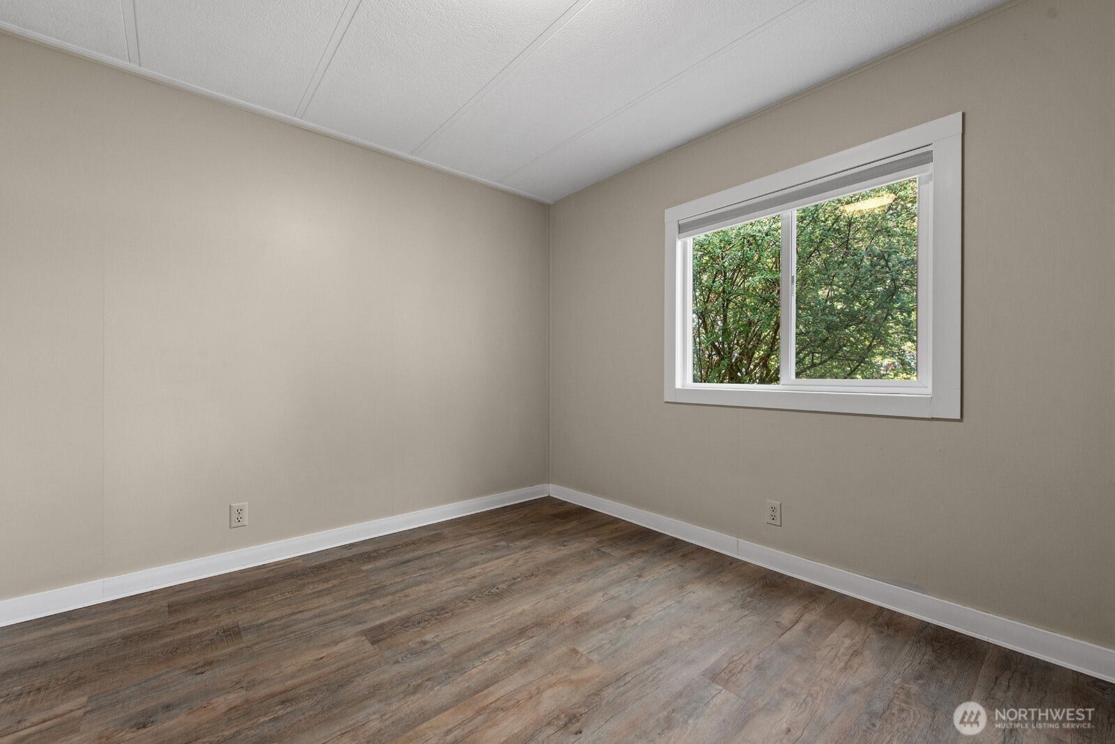 17420 97th Place SW, Vashon, WA 98070 17402 97th Pl SW