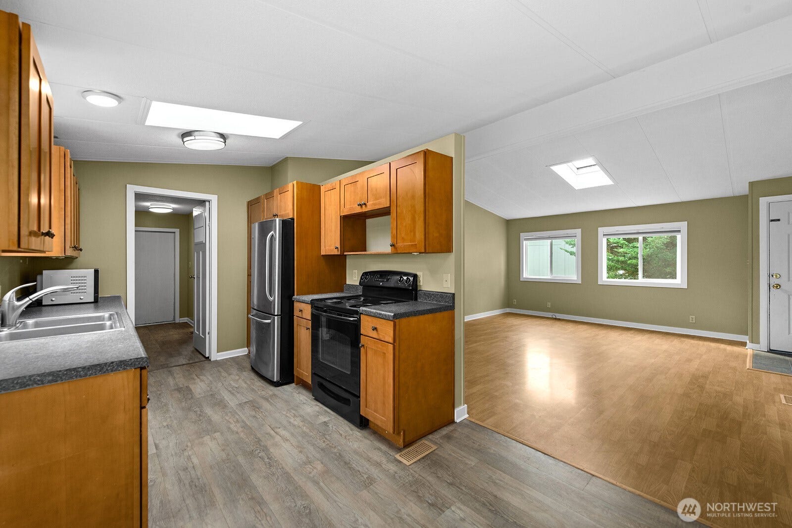 17420 97th Place SW, Vashon, WA 98070 17402 97th Pl SW
