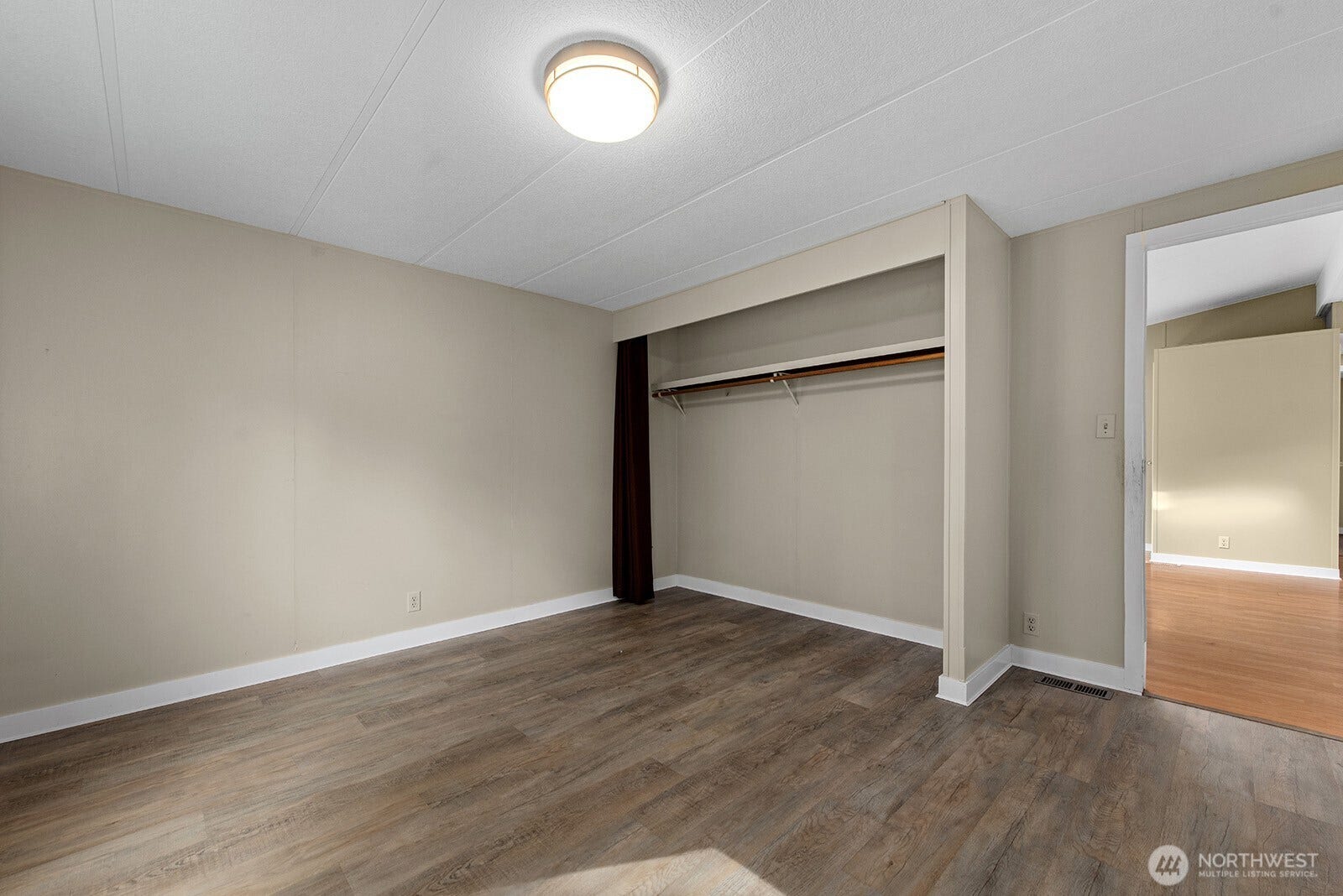 17420 97th Place SW, Vashon, WA 98070 17402 97th Pl SW