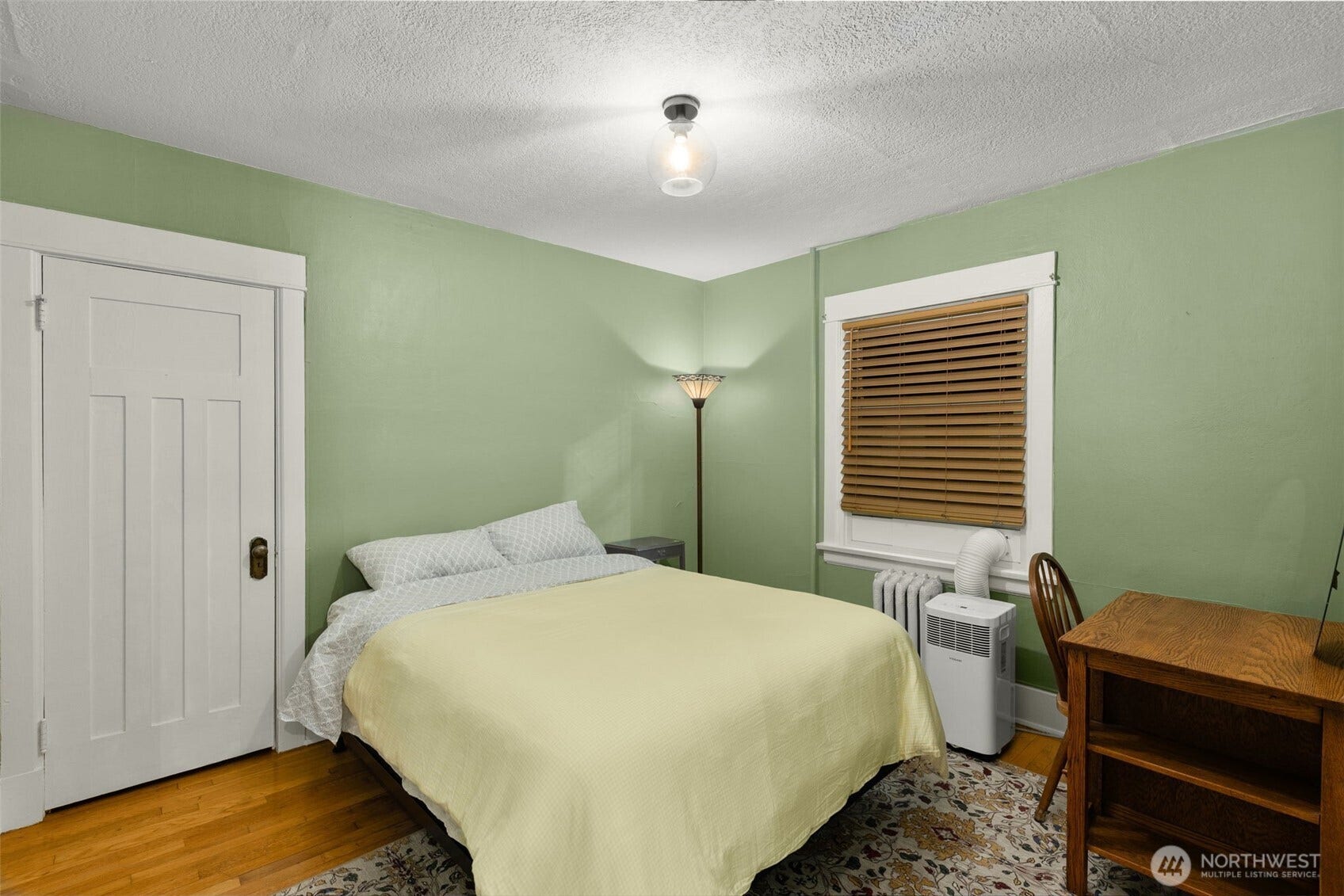 516 E Thomas Street, #102, Seattle, WA 98102 516 E Thomas Street, #102, Seattle, WA 98102
