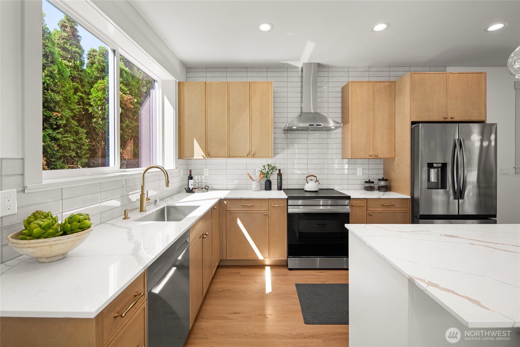 2652 NW 95th Street, Seattle, WA 98117 2652 NW 95th Street, Seattle, WA 98117